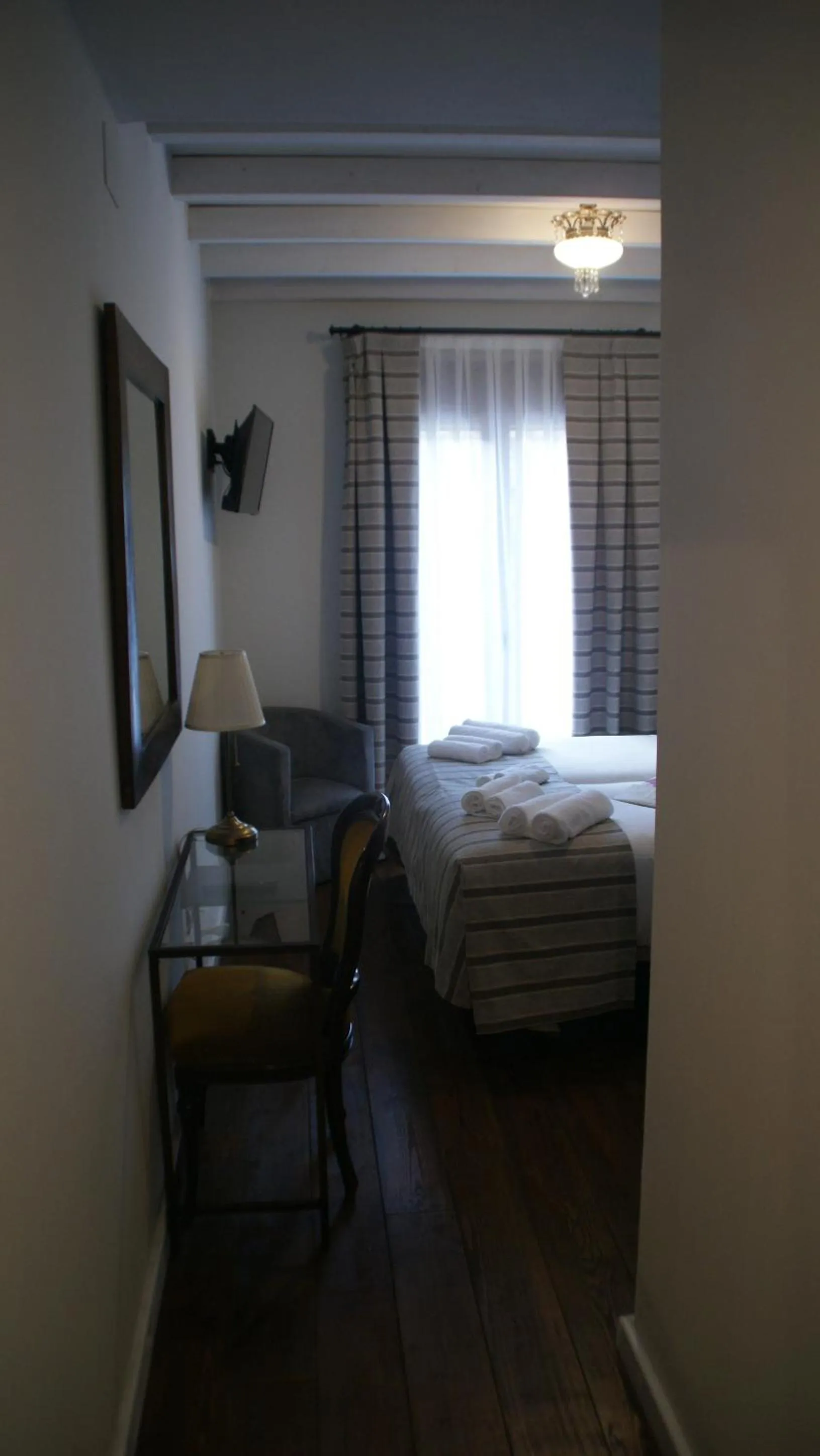 Photo of the whole room, Bed in LANTIGUA CASA RURAL