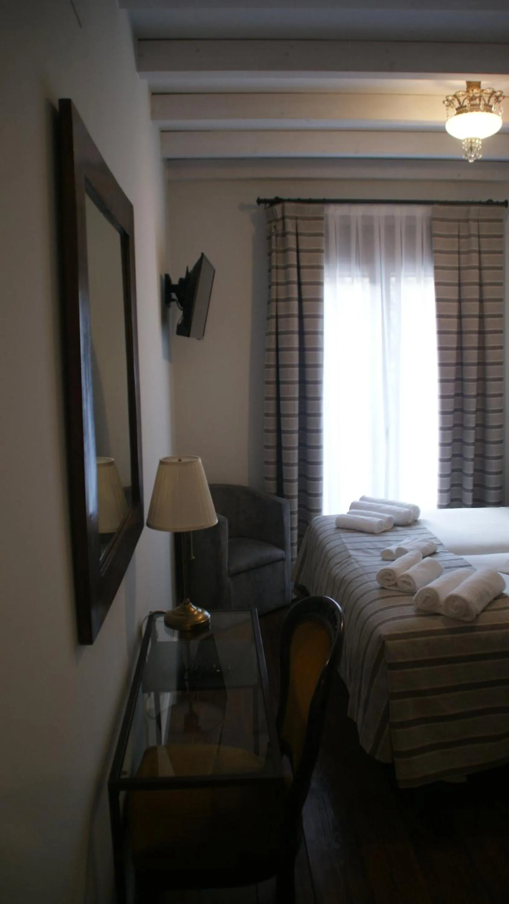 TV and multimedia, Bed in LANTIGUA CASA RURAL