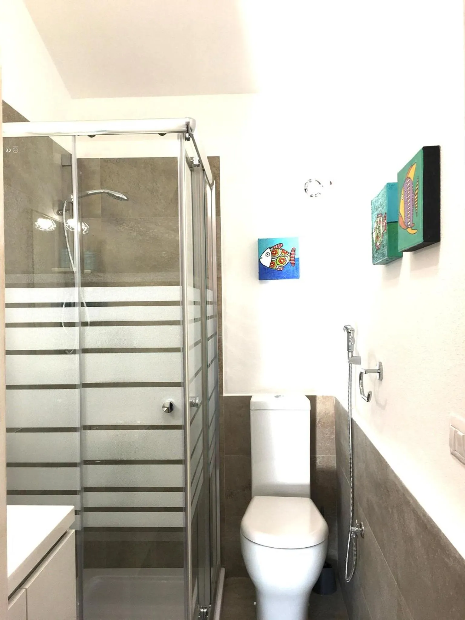 Bathroom in 4 in piazza