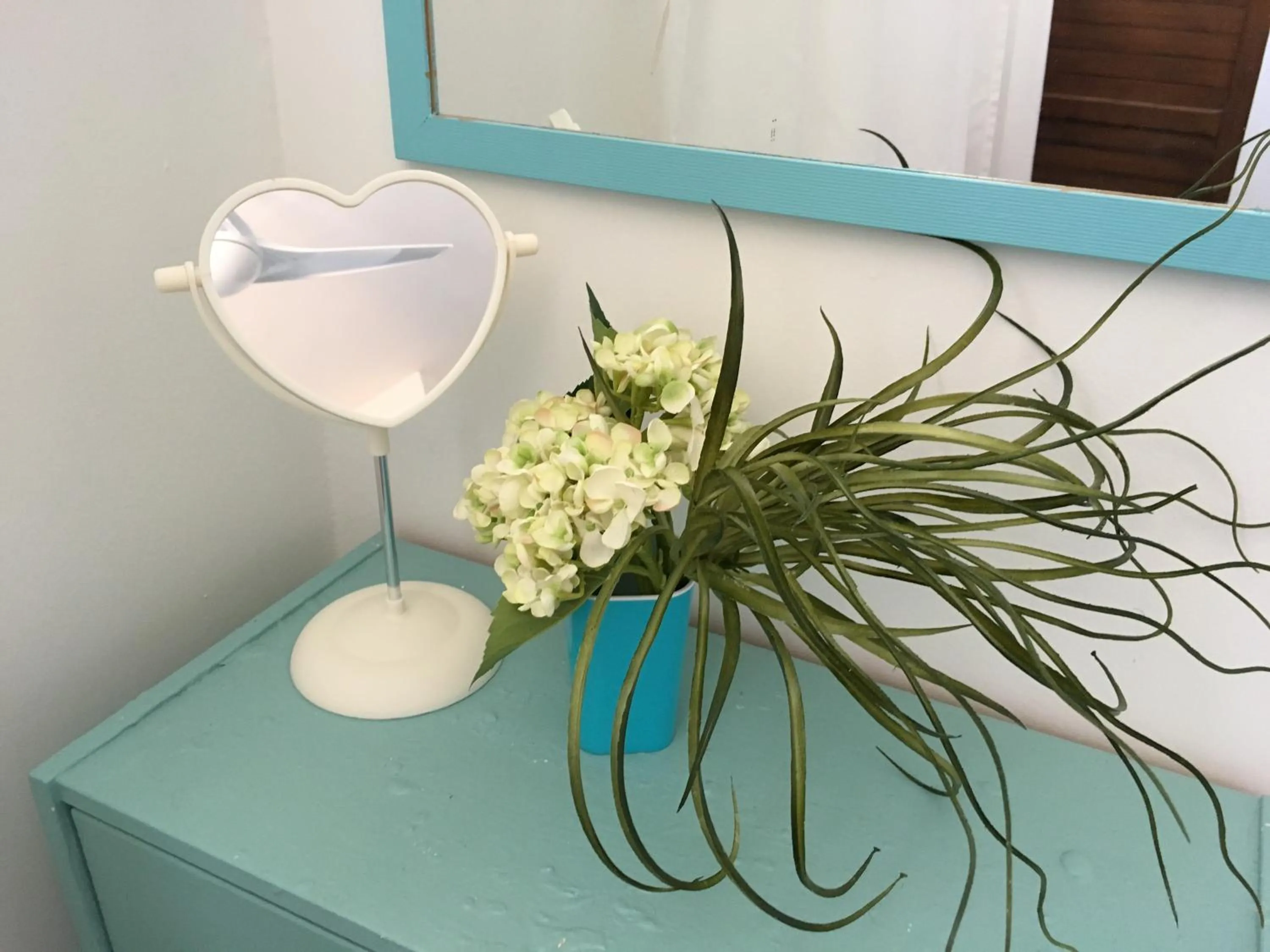 Decorative detail in 4 in piazza