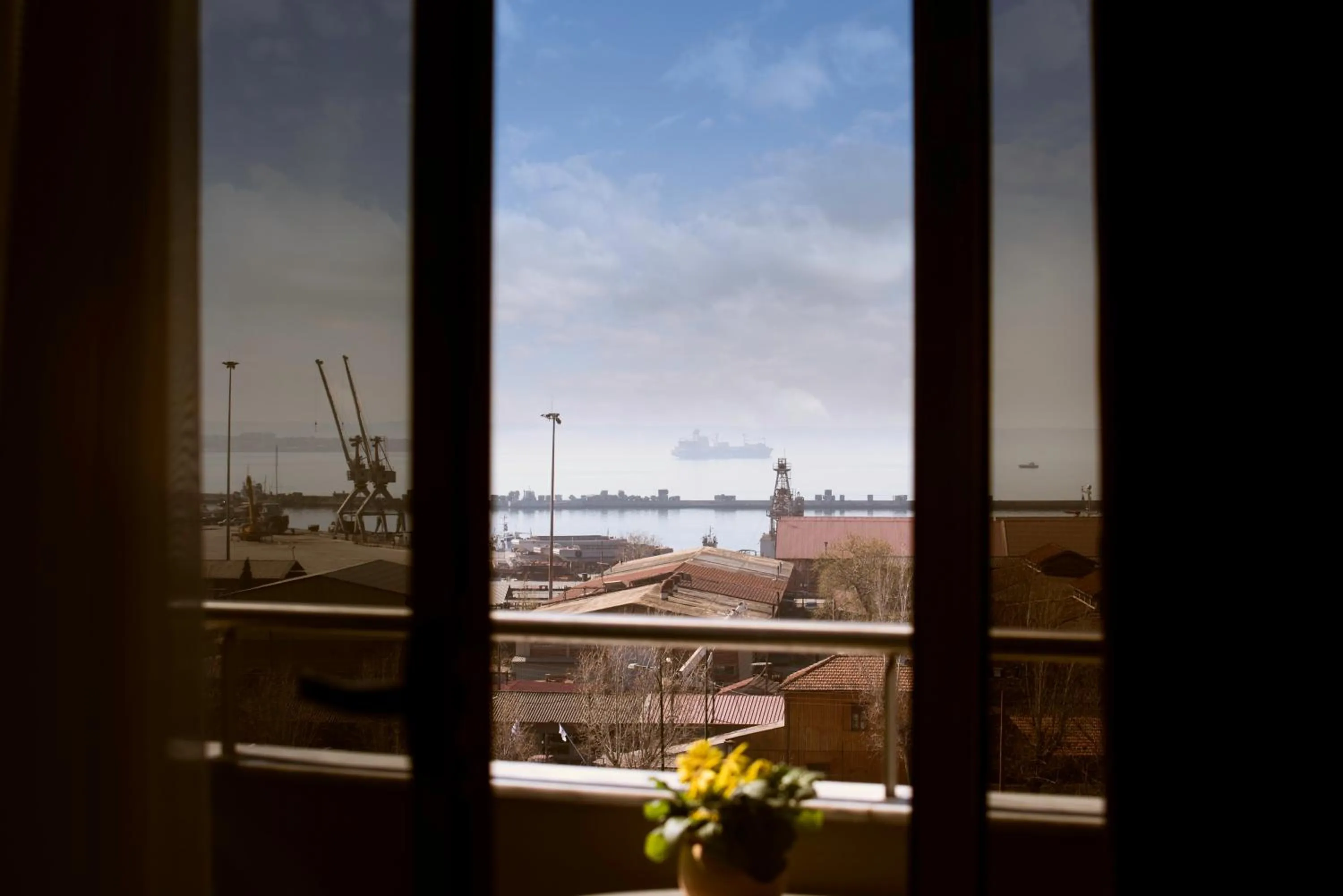 Balcony/Terrace in White Luxury