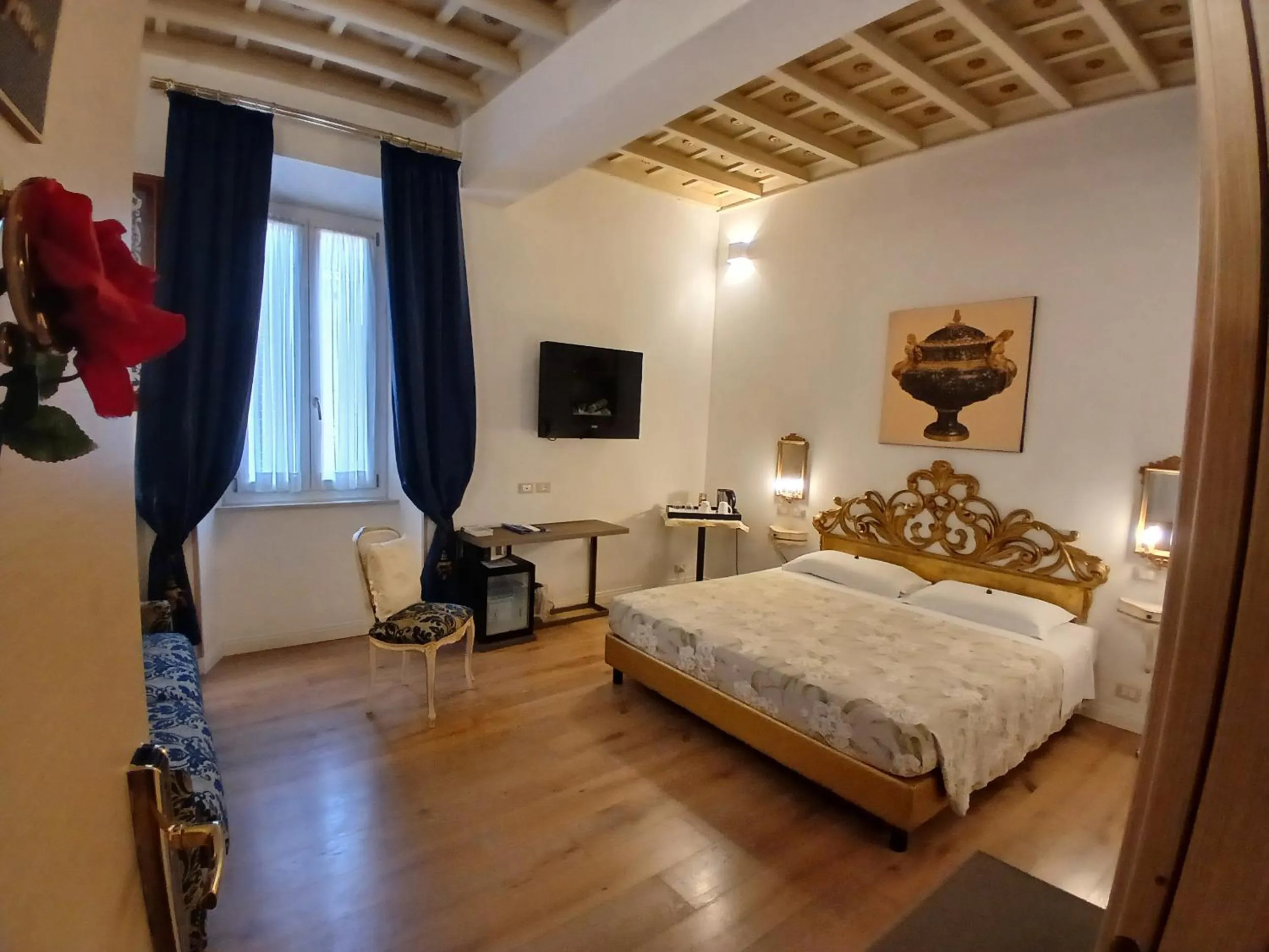 Deluxe Quadruple Room in Excellent Trinity Rooms