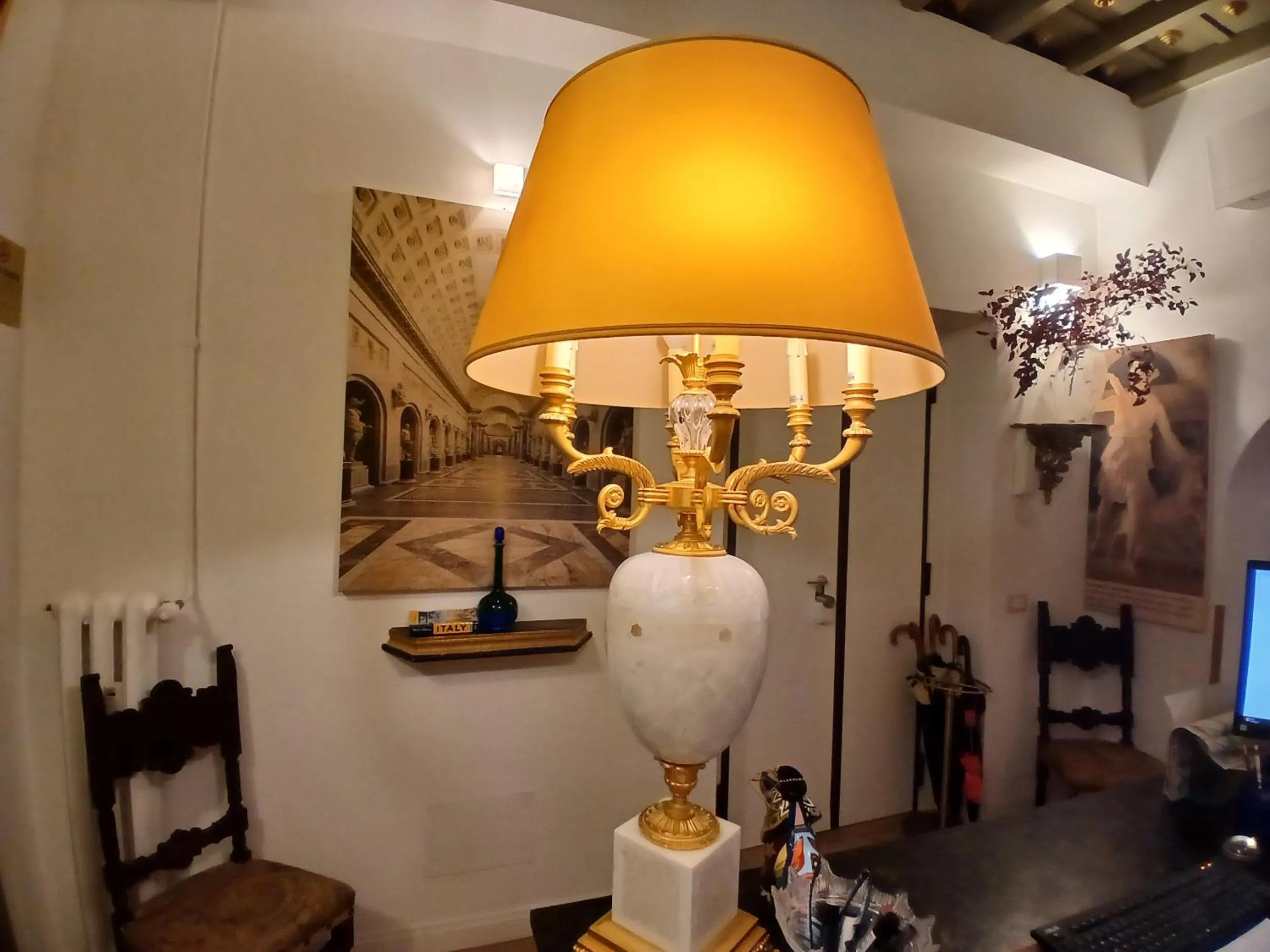 Decorative detail in Excellent Trinity Rooms