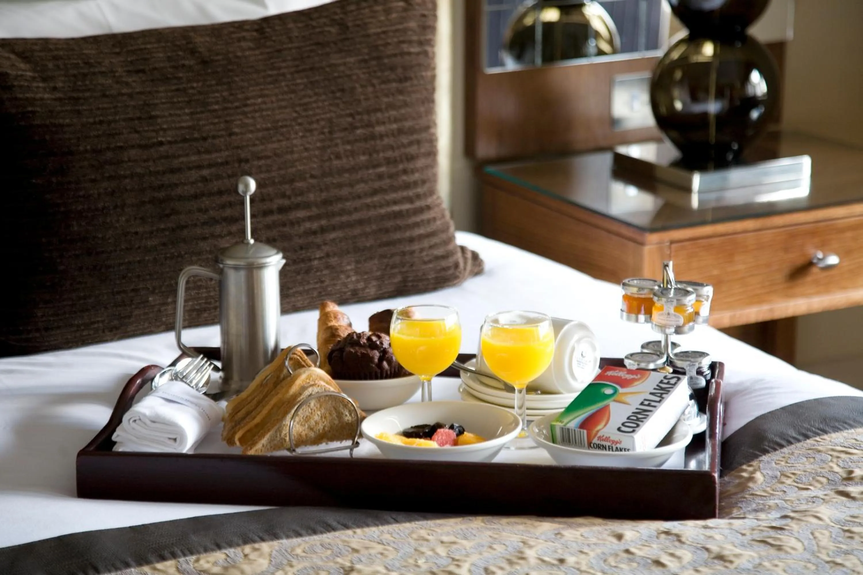 Bed in Western House Hotel At Ayr Racecourse