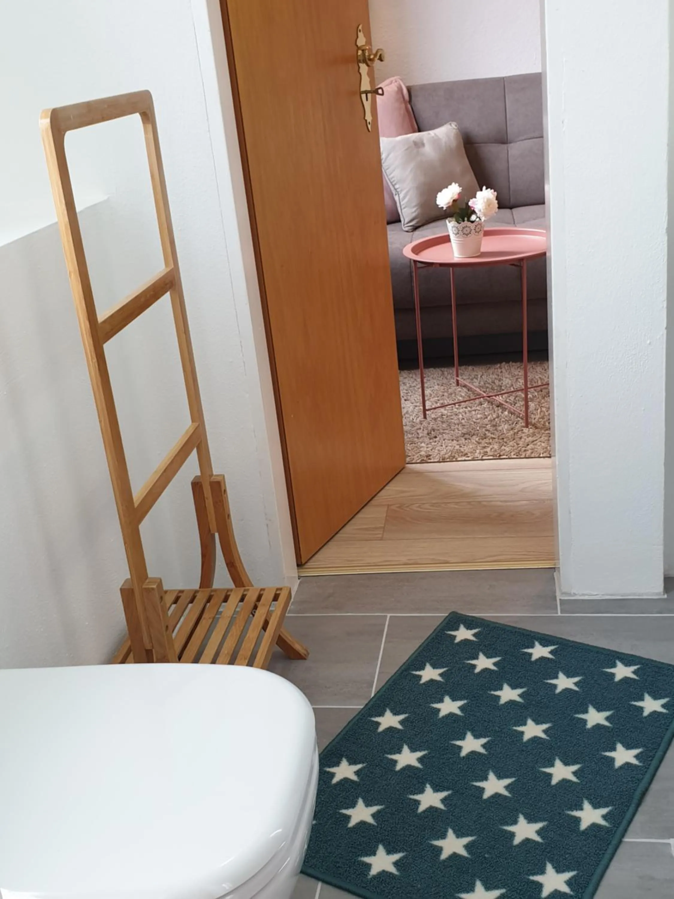 Bed in Eifelblümchen