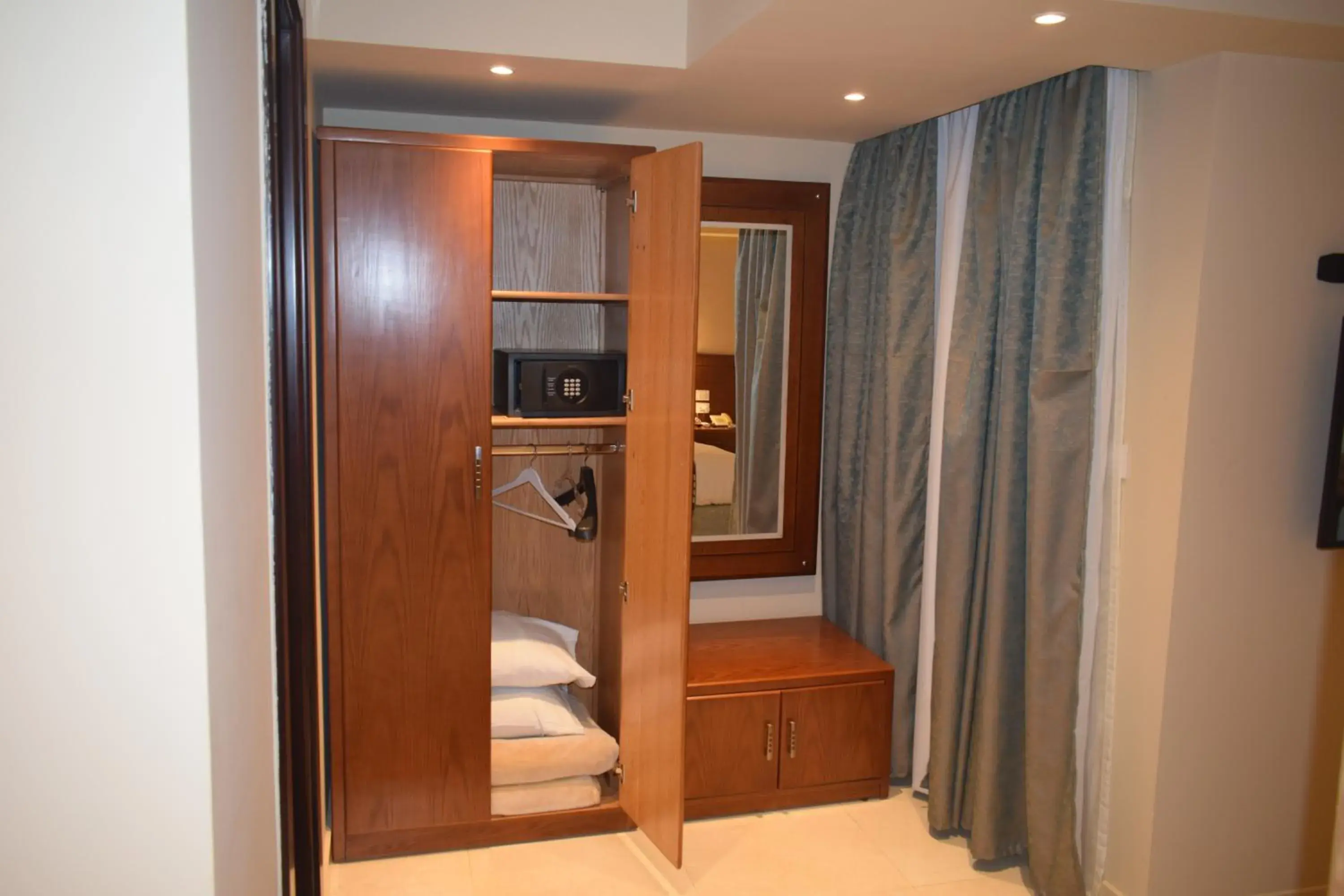 View (from property/room), Bed in Omar El Khayam Al Minya Hotel View (from property/room), Bed in Omar El Khayam Al Minya Hotel