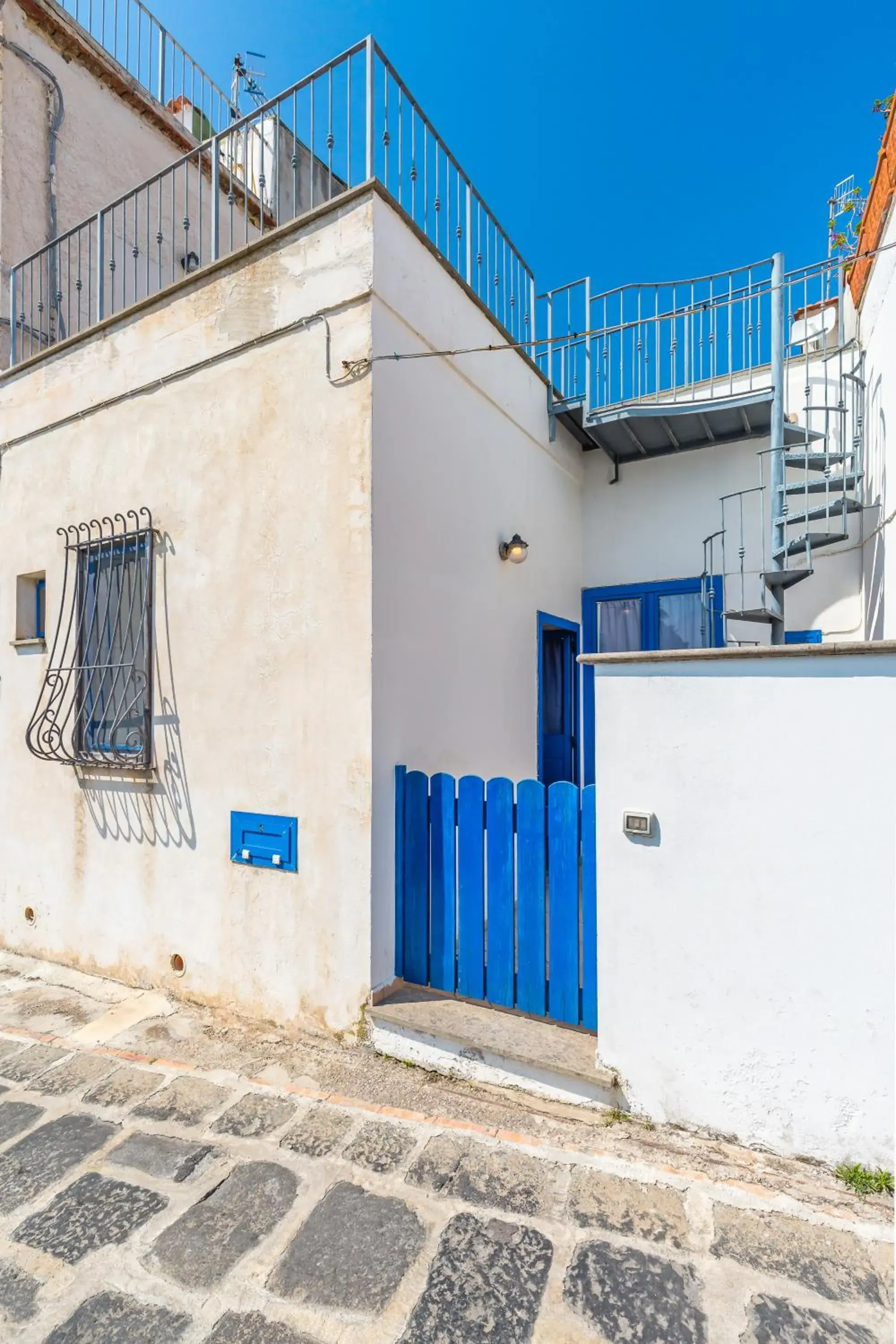 Apartment in La finestra sul mare by Tizzano House Apartment in La finestra sul mare by Tizzano House