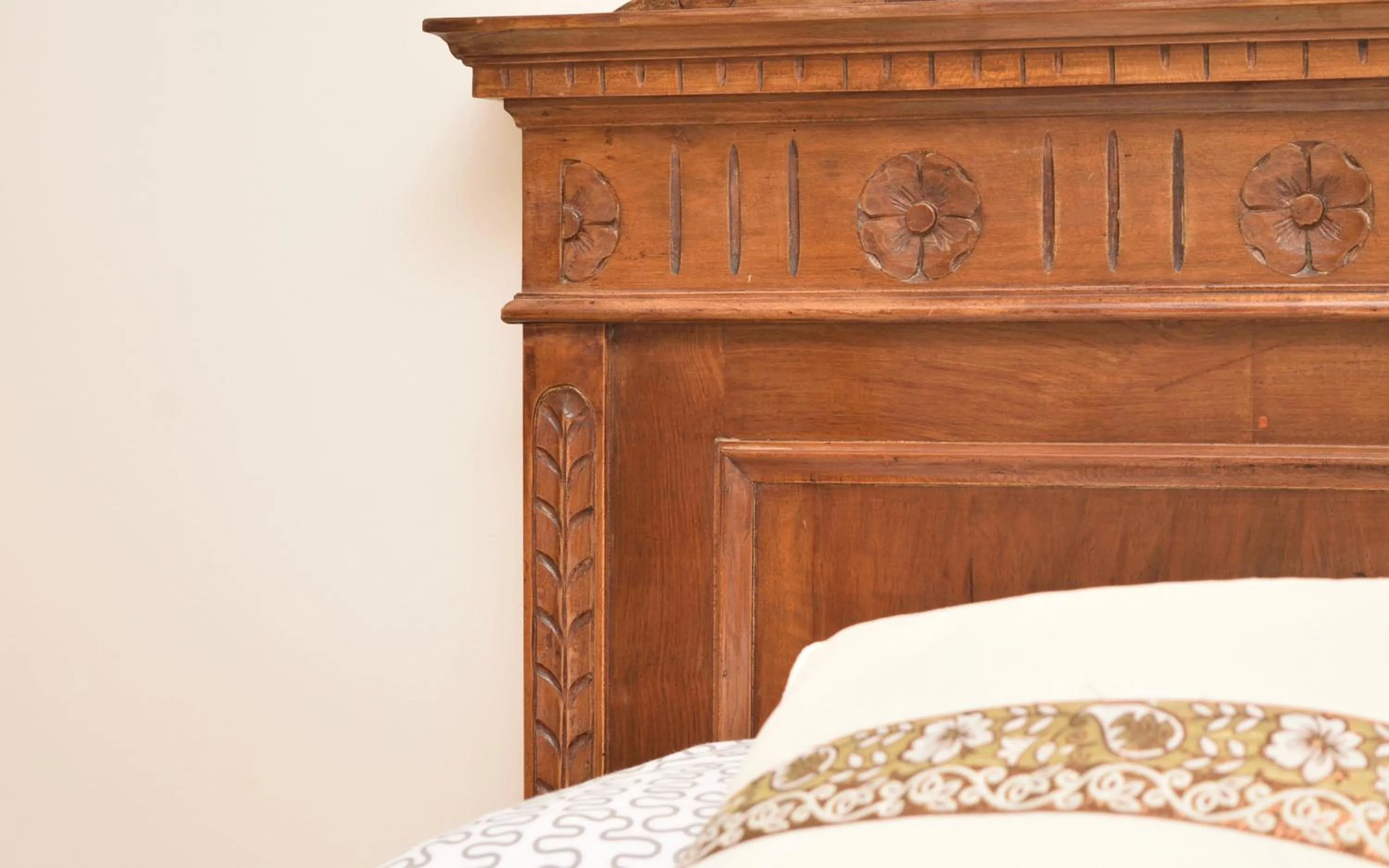 Decorative detail, Bed in Ca' Etta