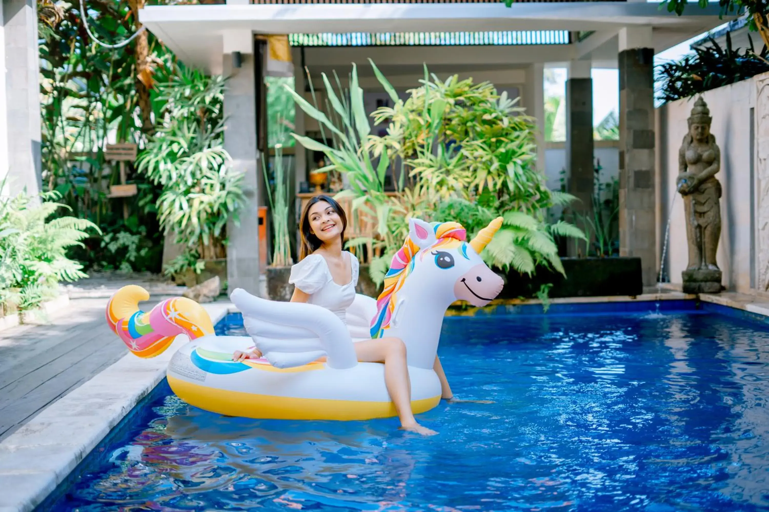 Swimming pool in Jani's Place Cottage by Purely Swimming pool in Jani's Place Cottage by Purely