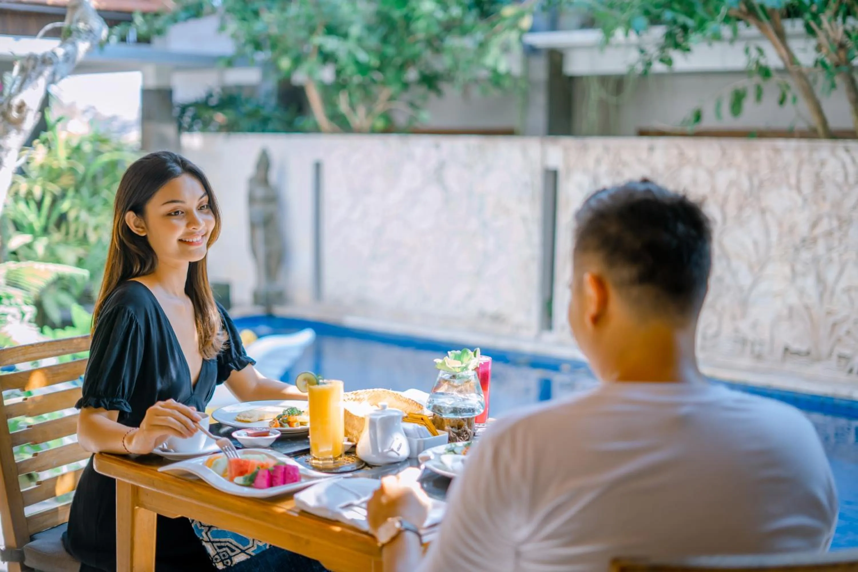 Restaurant/places to eat in Jani's Place Cottage by Purely