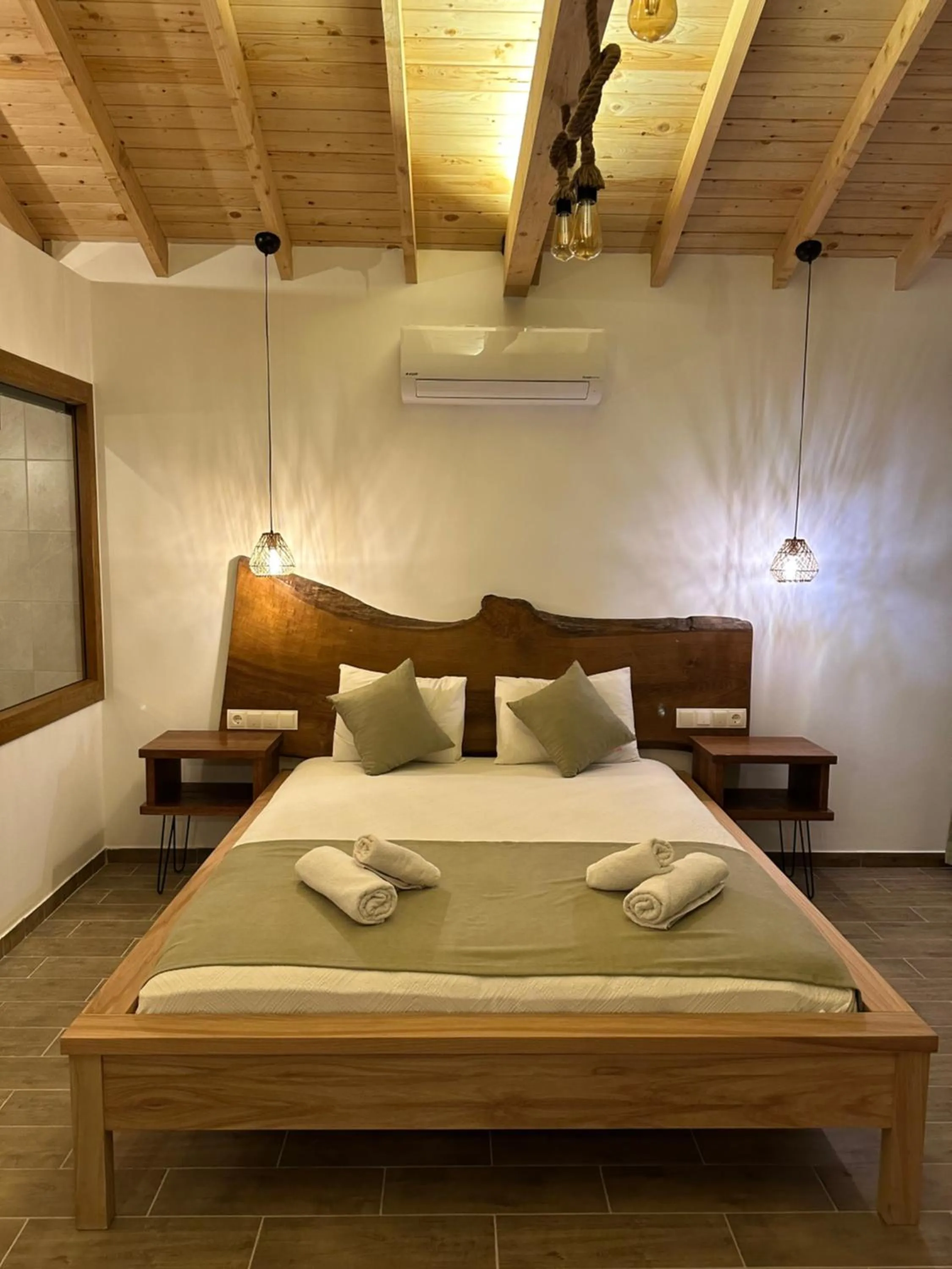 Photo of the whole room, Bed in Faralya Misafir Evi