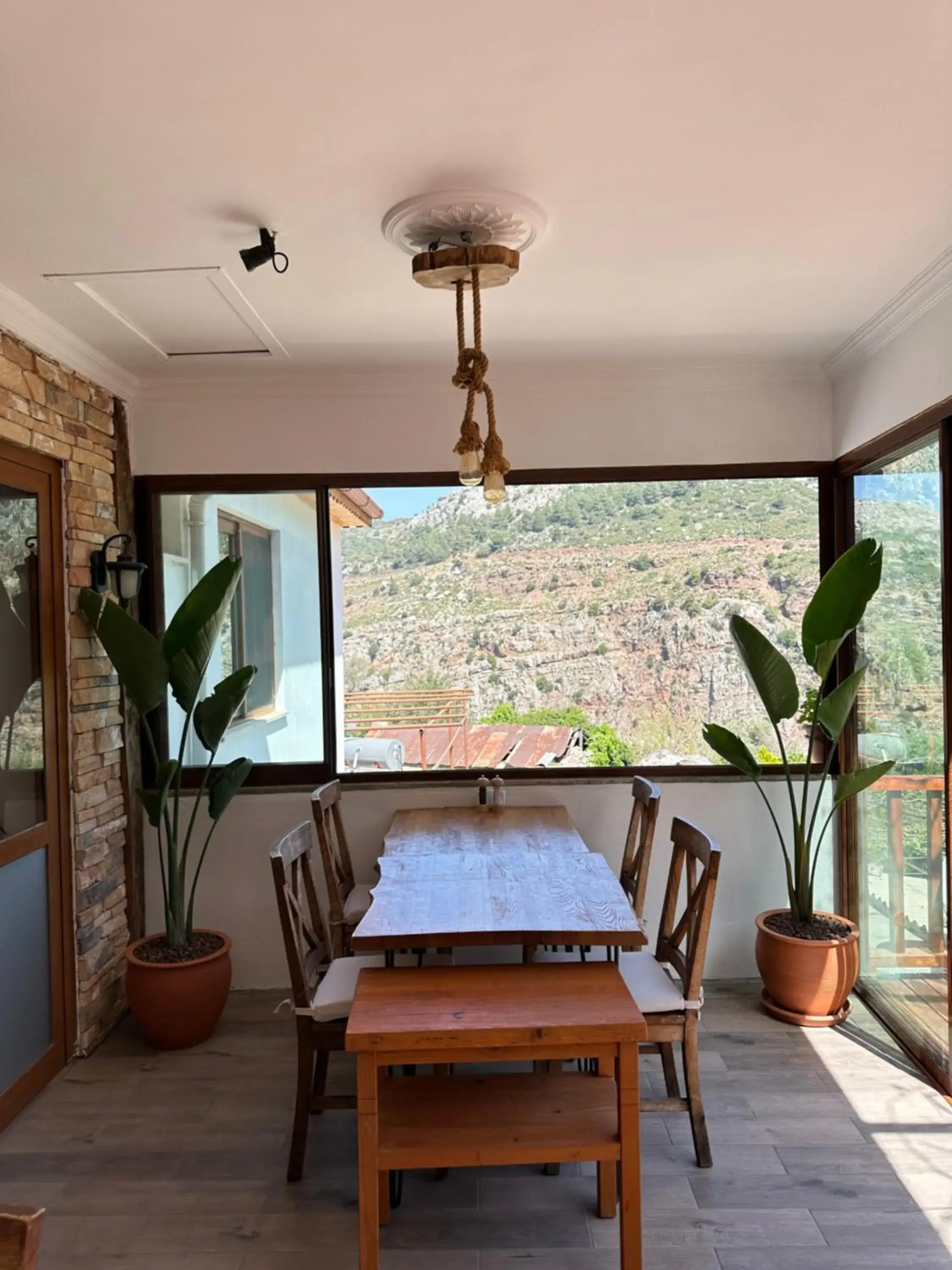 Restaurant/places to eat in Faralya Misafir Evi Restaurant/places to eat in Faralya Misafir Evi