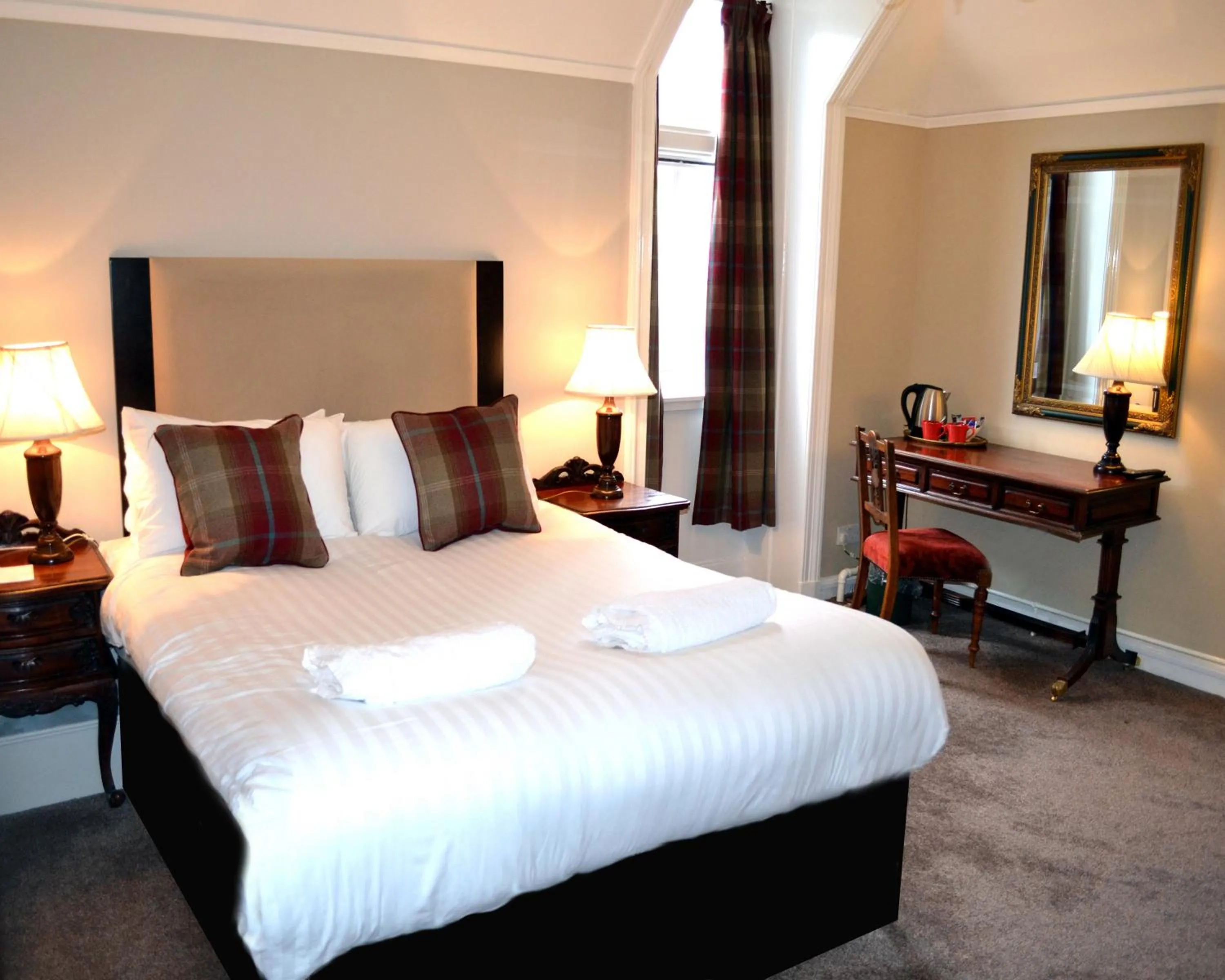Bedroom, Bed in Tulloch Castle Hotel ‘A Bespoke Hotel’