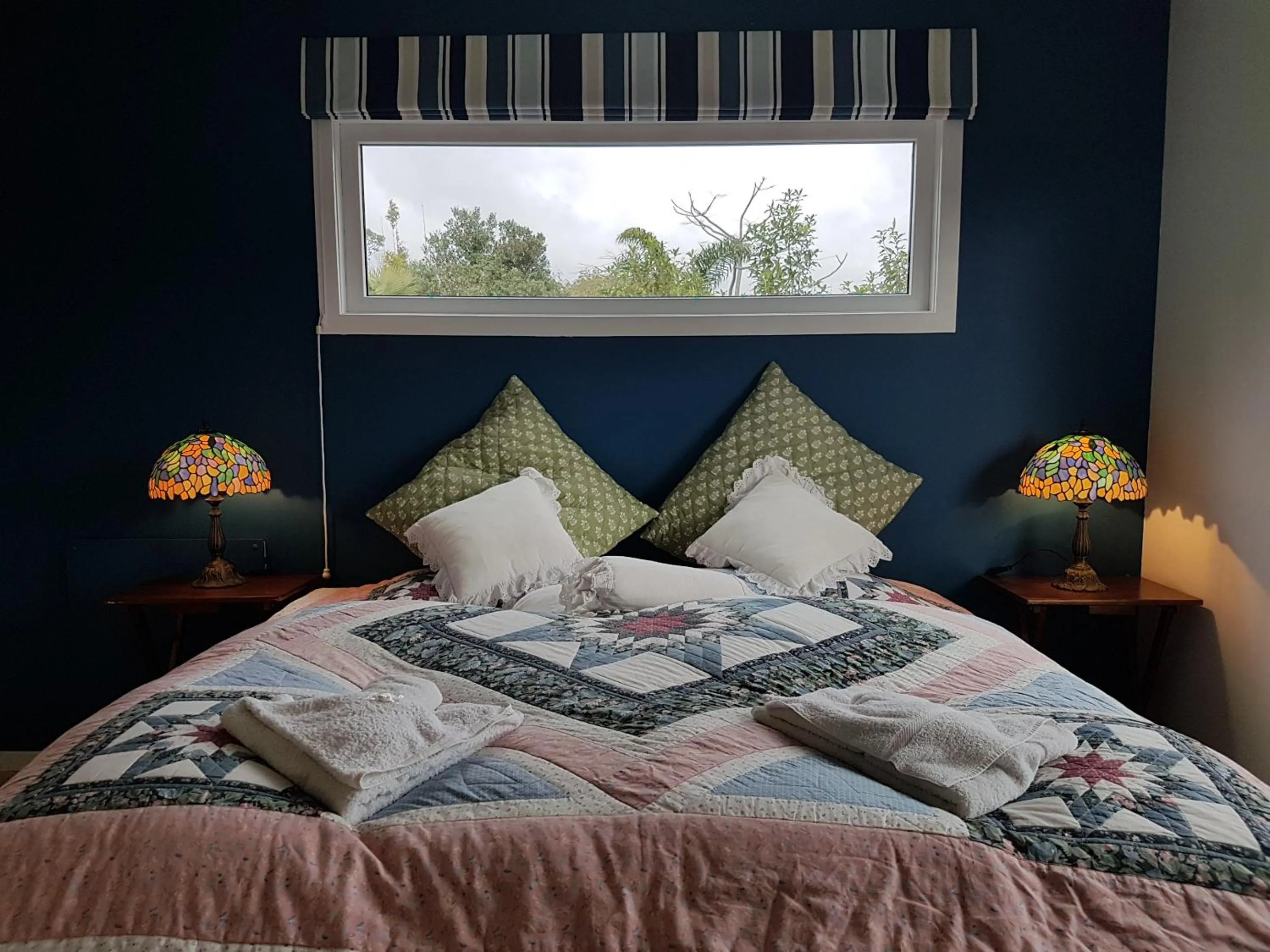 Photo of the whole room, Bed in Fernglen B&B