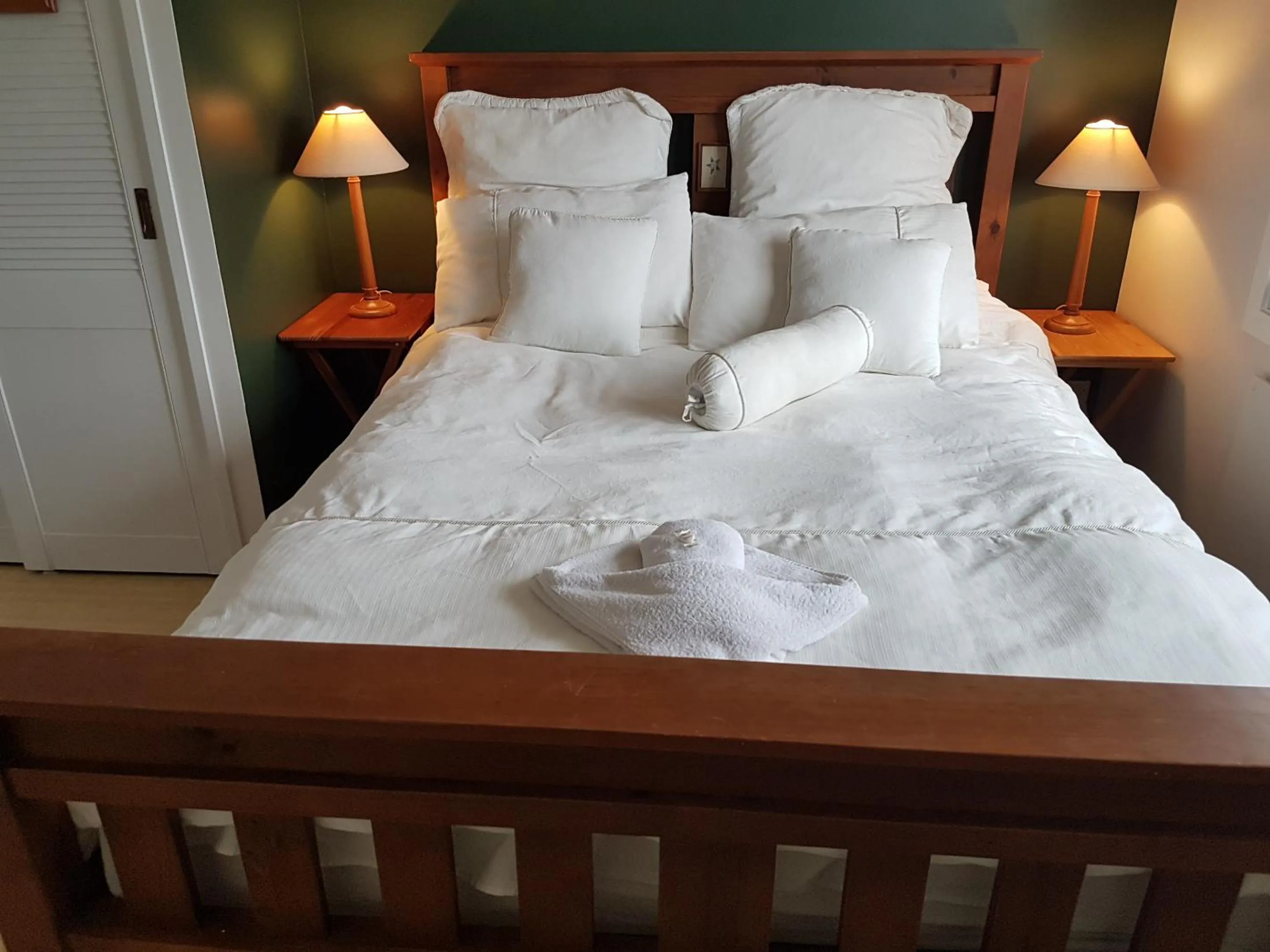Photo of the whole room, Bed in Fernglen B&B