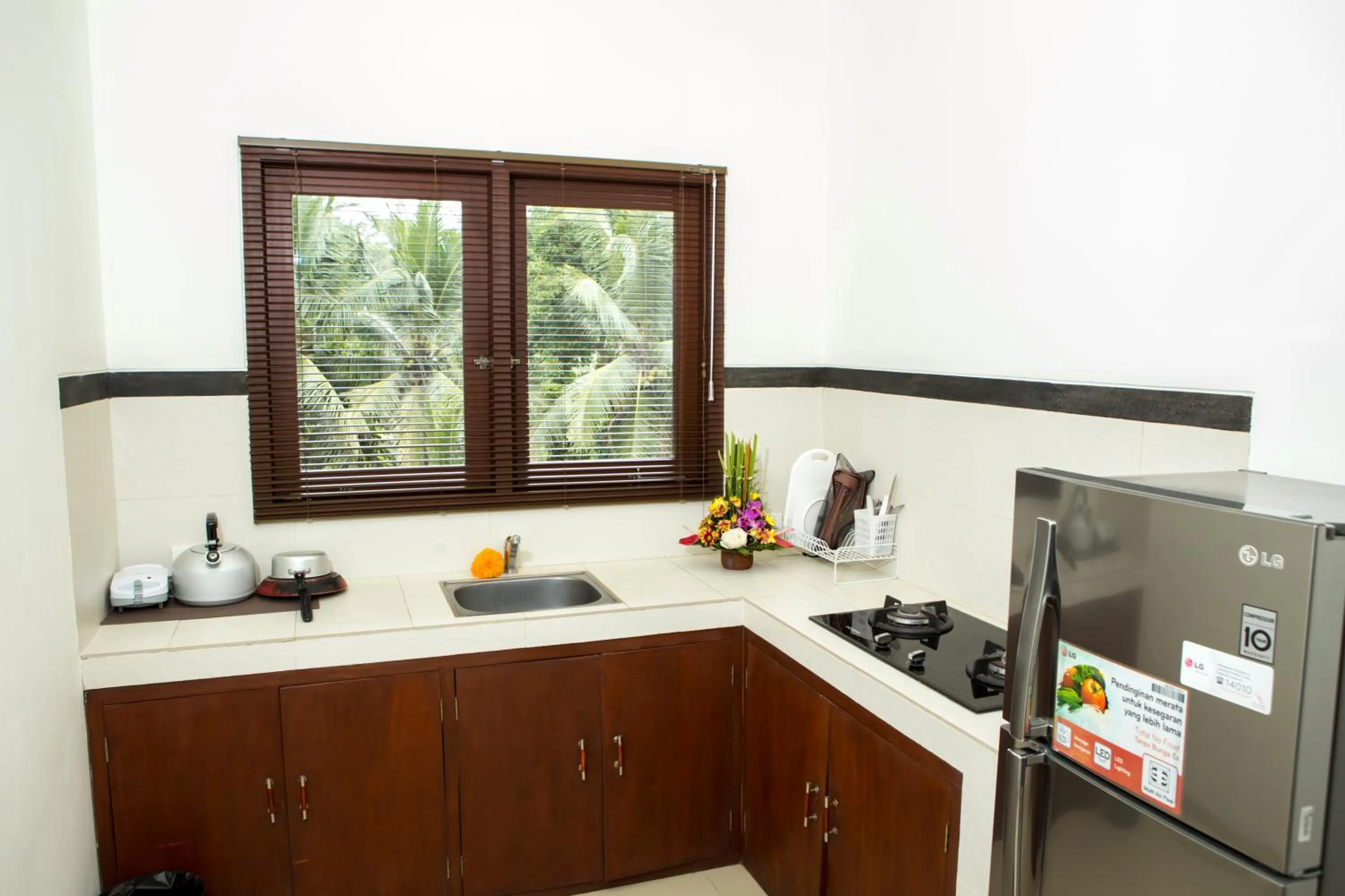 Kitchen or kitchenette in Ayu Duwur Beji