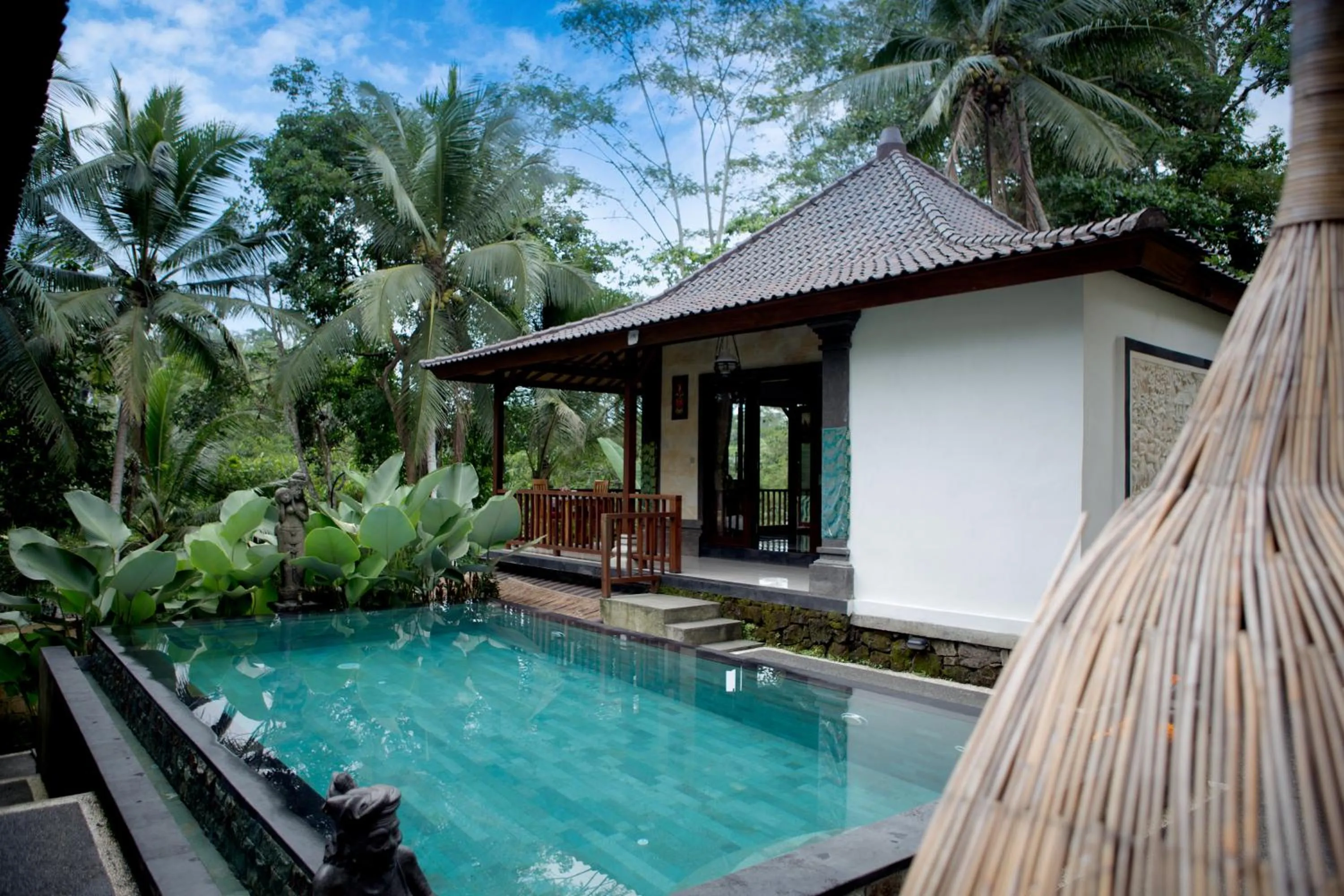 Swimming pool in Ayu Duwur Beji