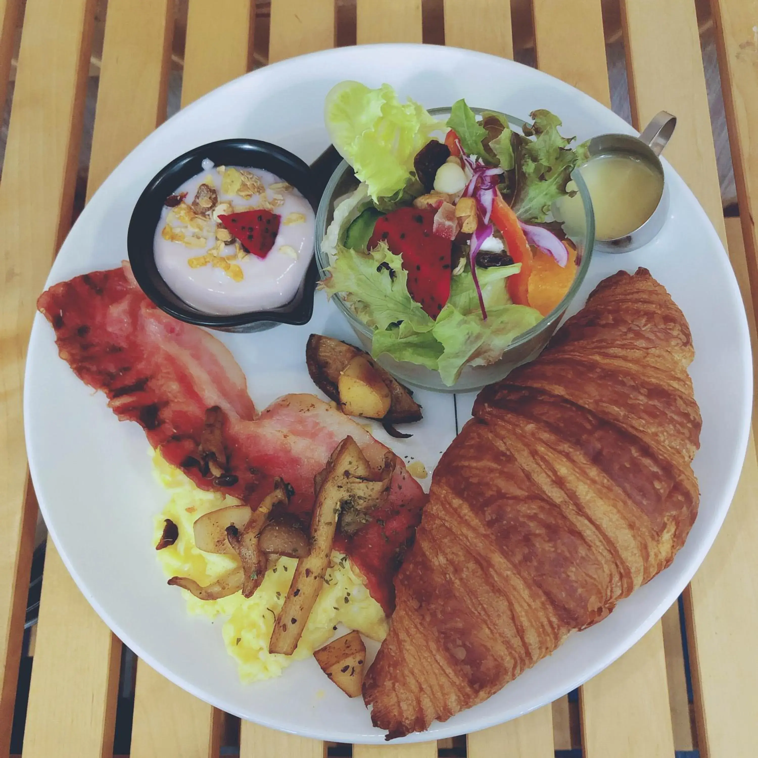 Breakfast in EATzzZ Hostel Breakfast in EATzzZ Hostel