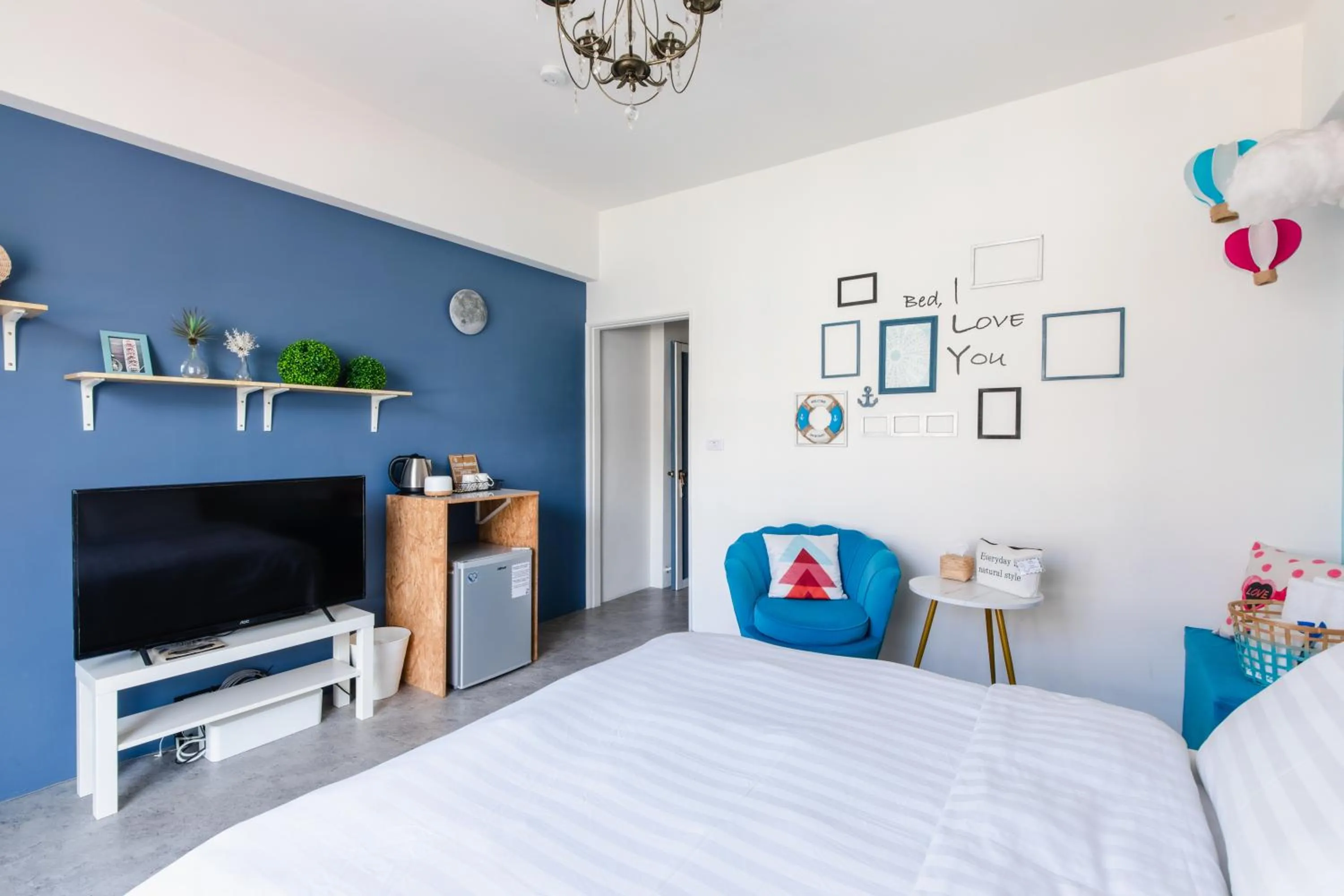 Bed in EATzzZ Hostel