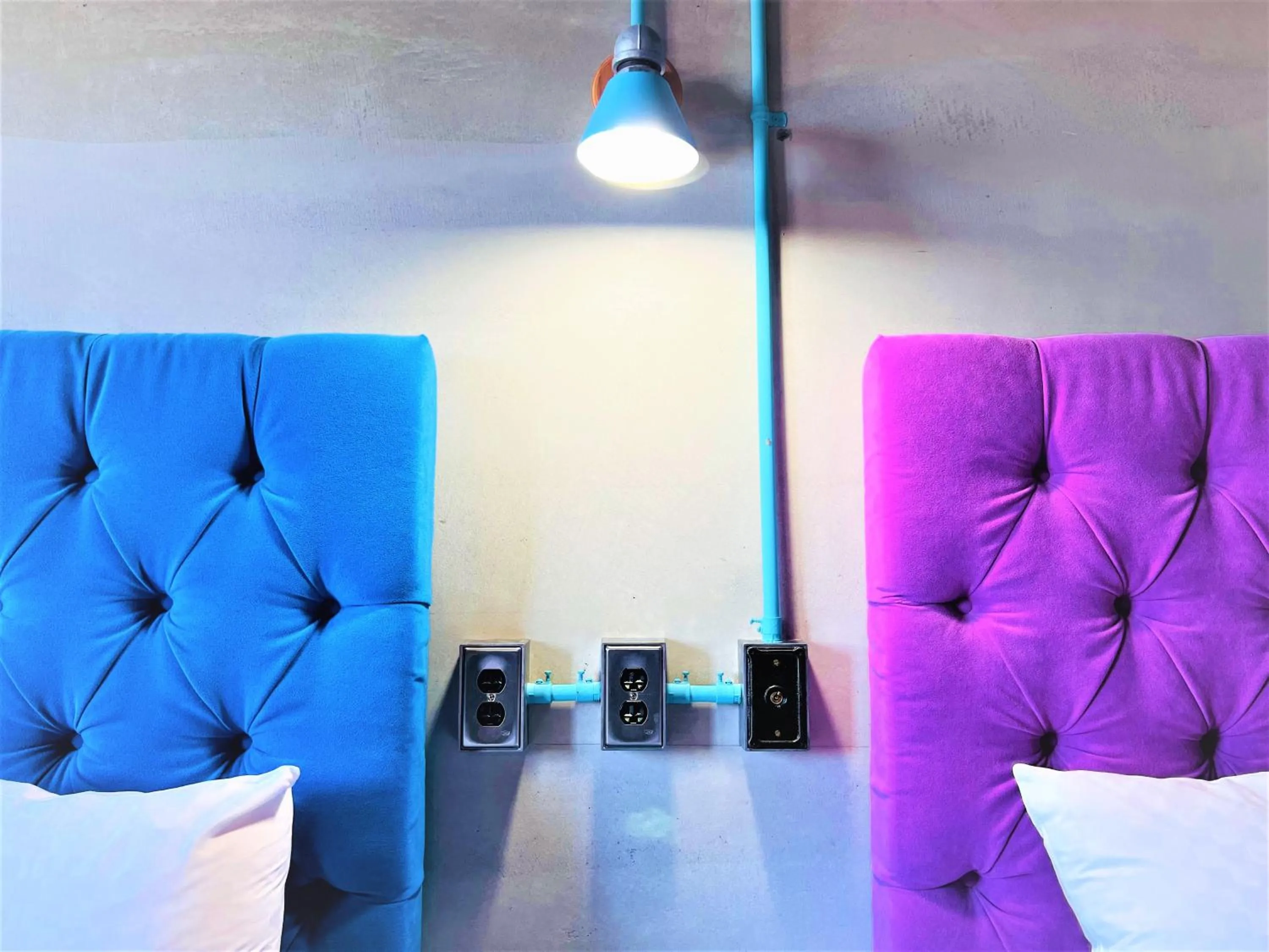 Decorative detail in 4 Design Inn