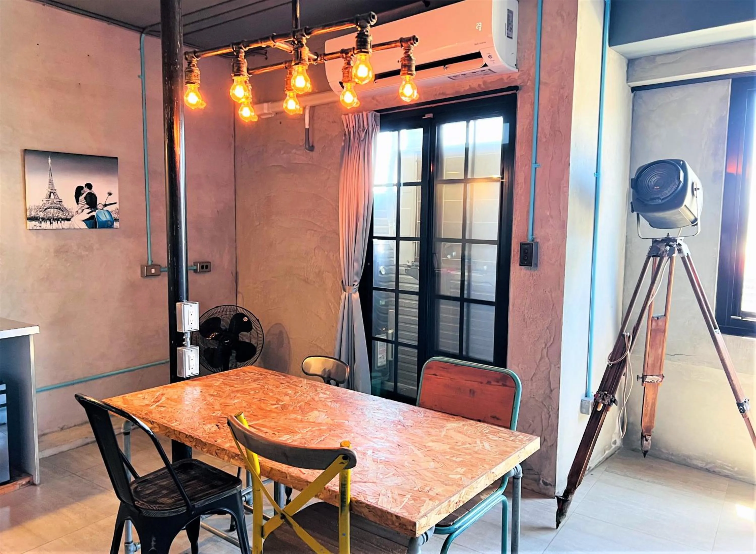 Seating area in 4 Design Inn