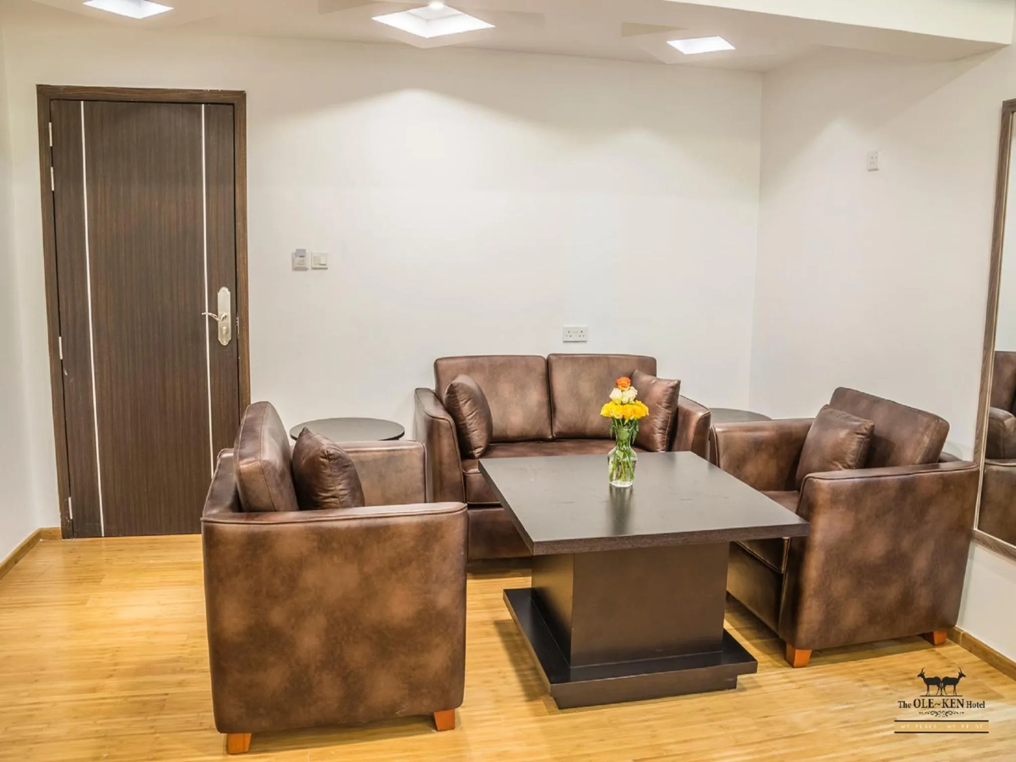 Living room in The Ole-Ken Hotel