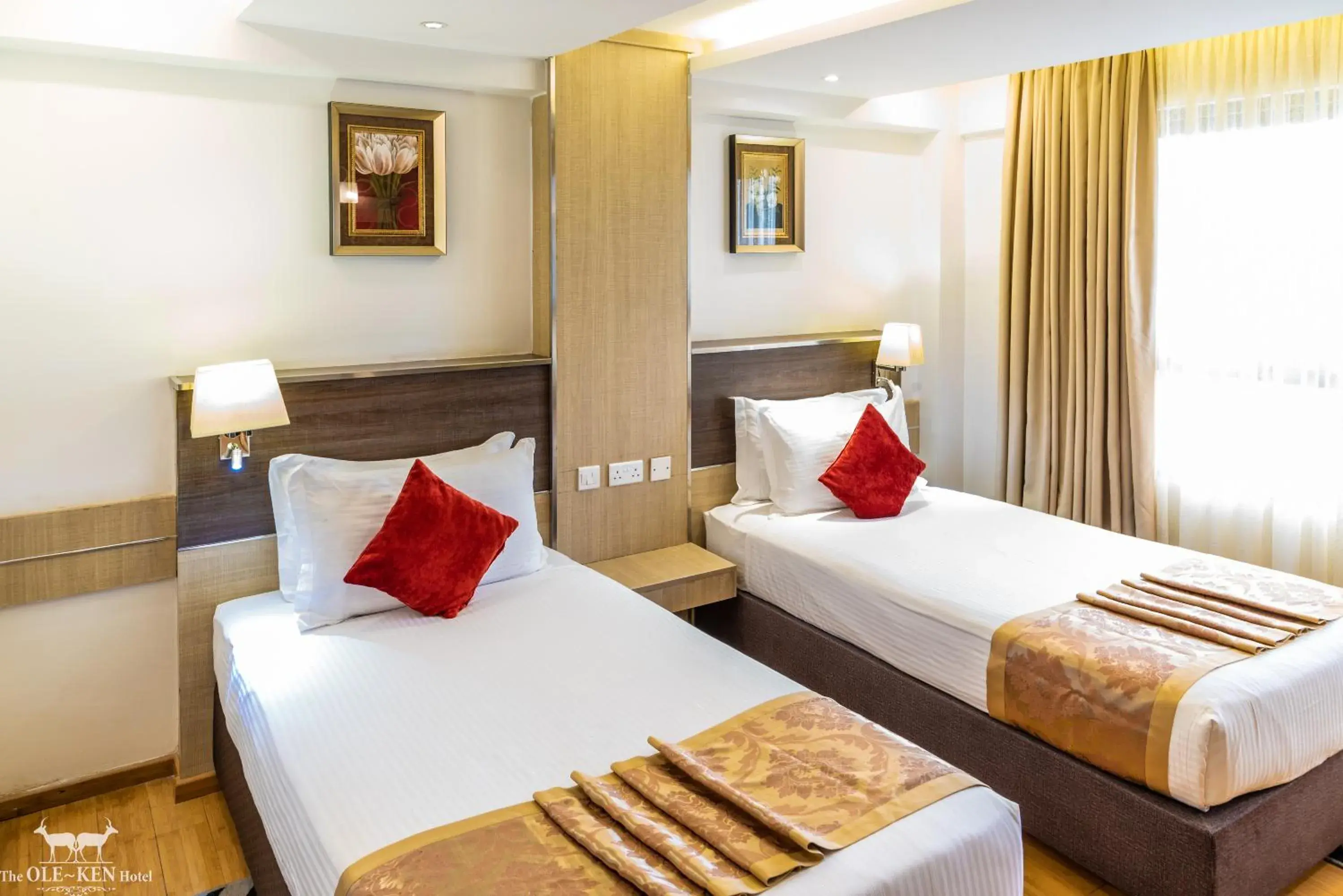 Deluxe Twin Room in The Ole-Ken Hotel Deluxe Twin Room in The Ole-Ken Hotel