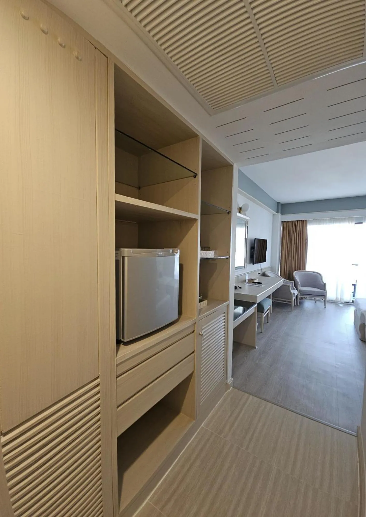 Bed in Cosy Beach Hotel - SHA Extra Plus