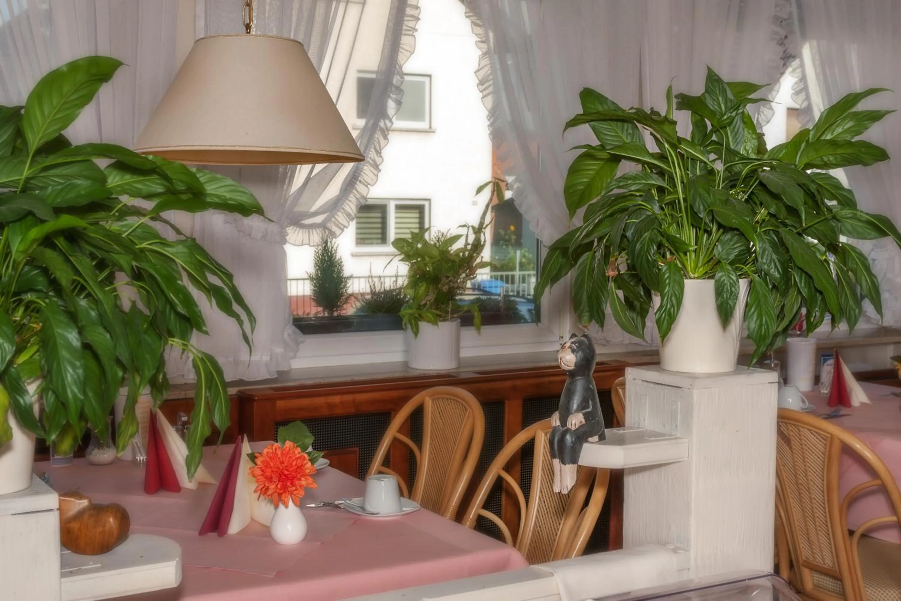 Restaurant/places to eat in Hotel Zum Ritter