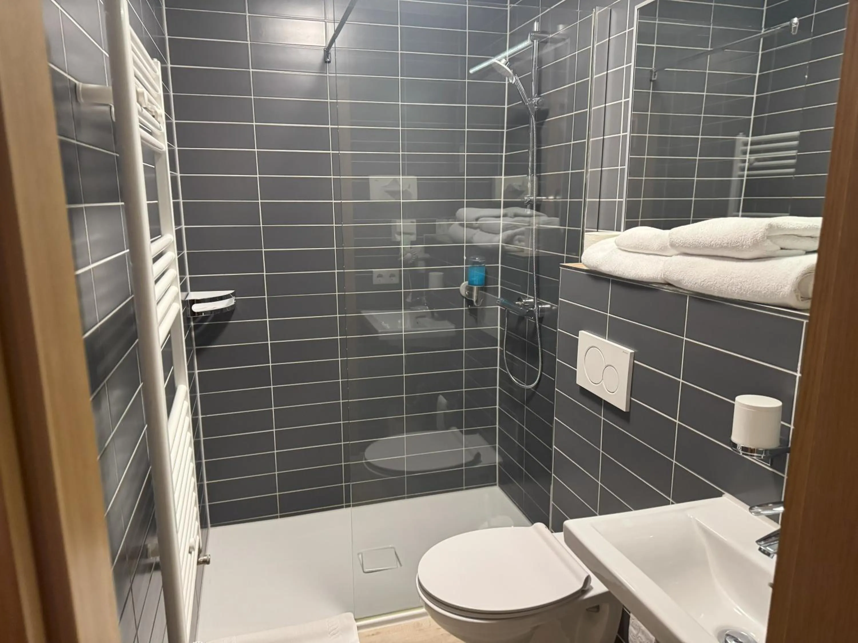 Bathroom in Hotel Zum Ritter