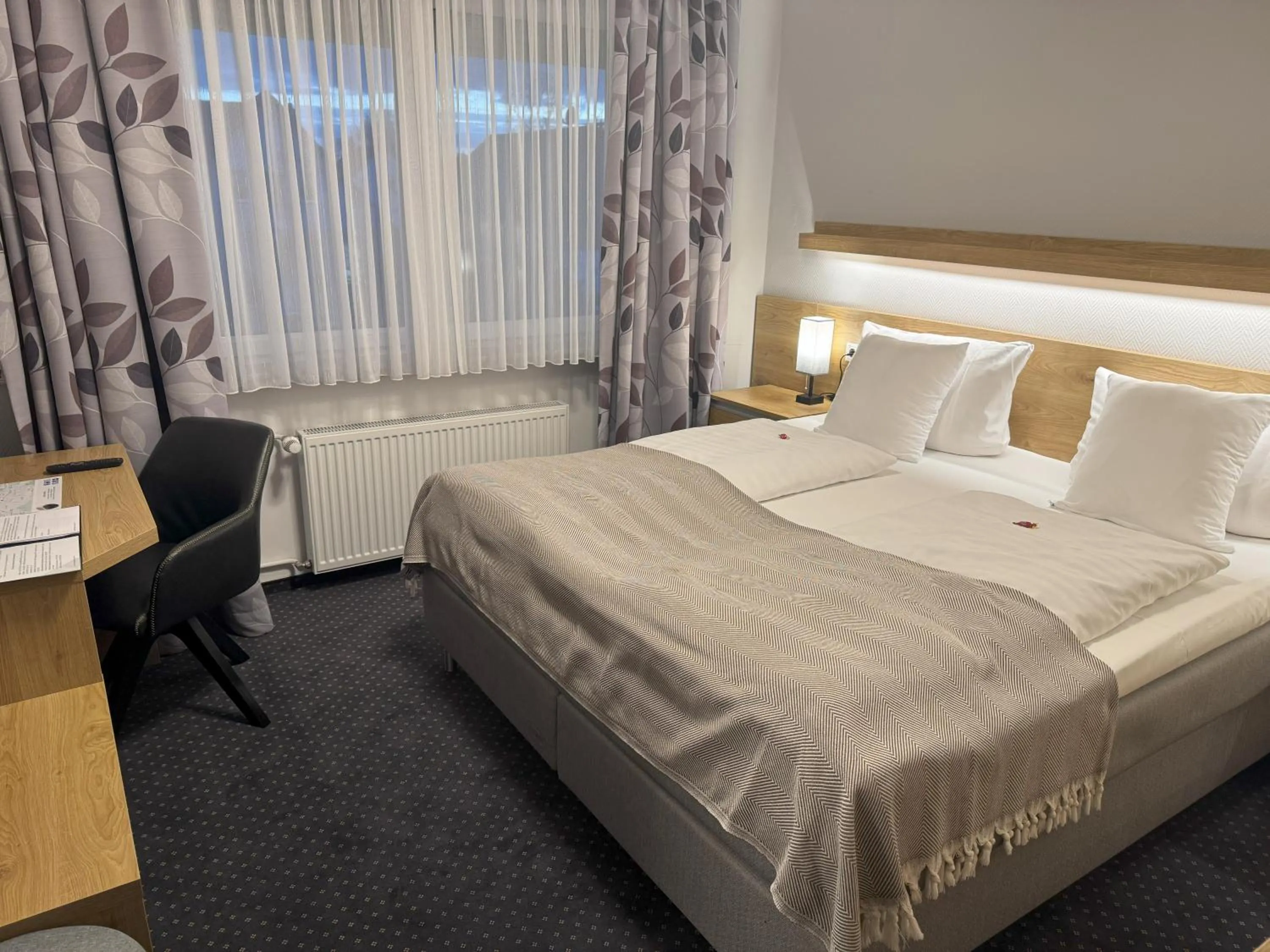 Photo of the whole room, Bed in Hotel Zum Ritter