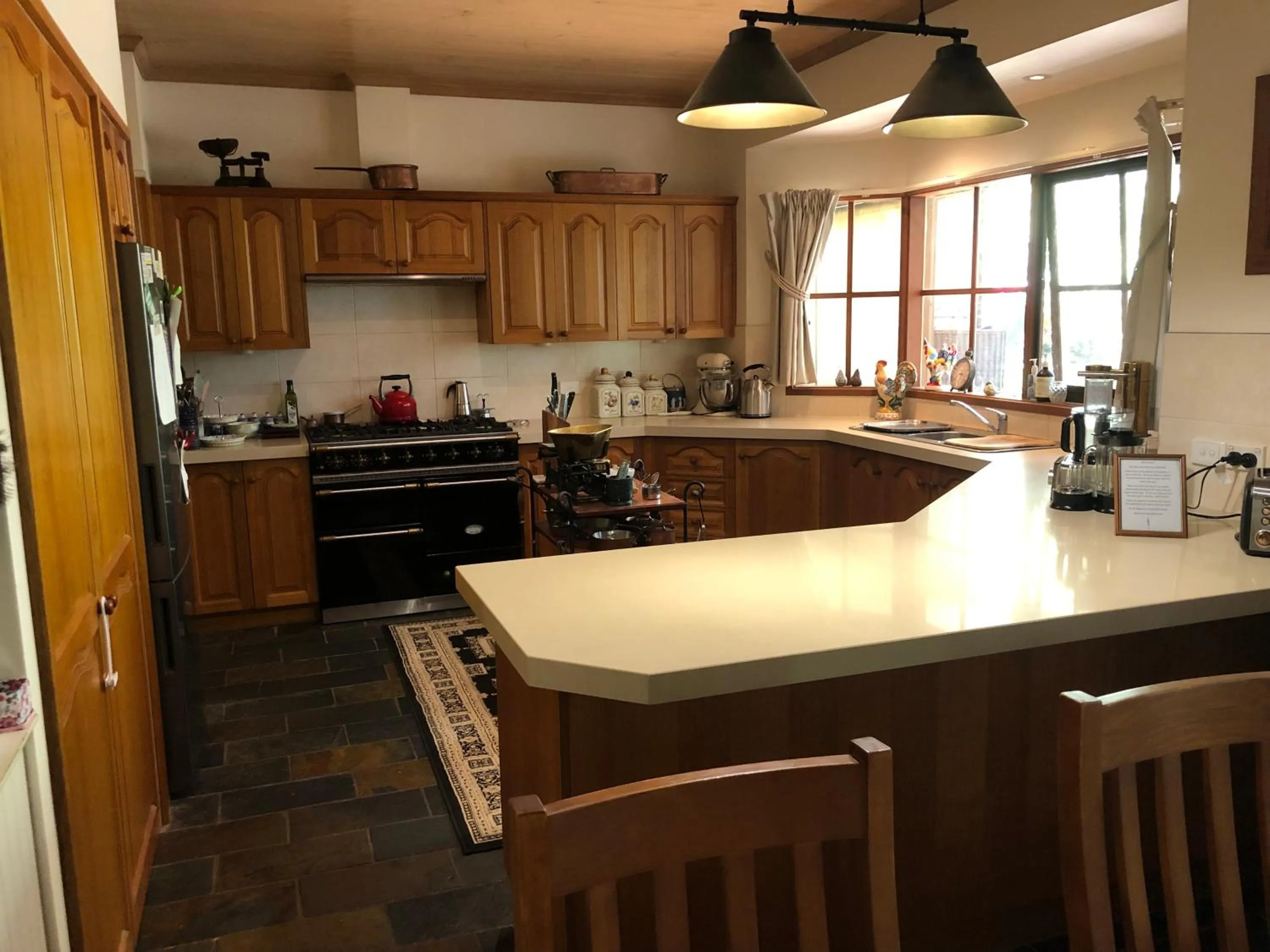 Kitchen or kitchenette in Sherwood Park bed and breakfast