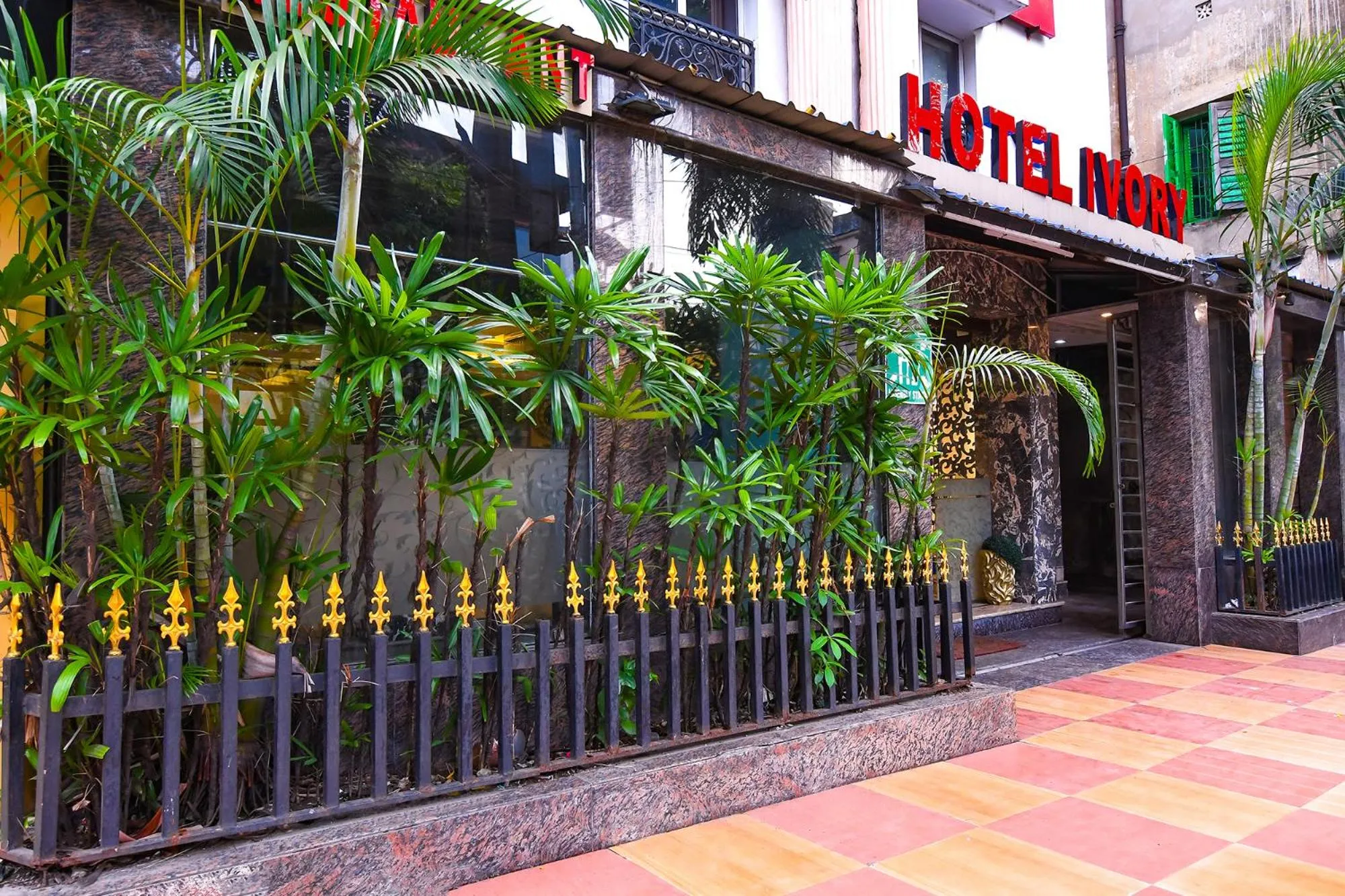 Facade/entrance in FabHotel Prime Goodwill