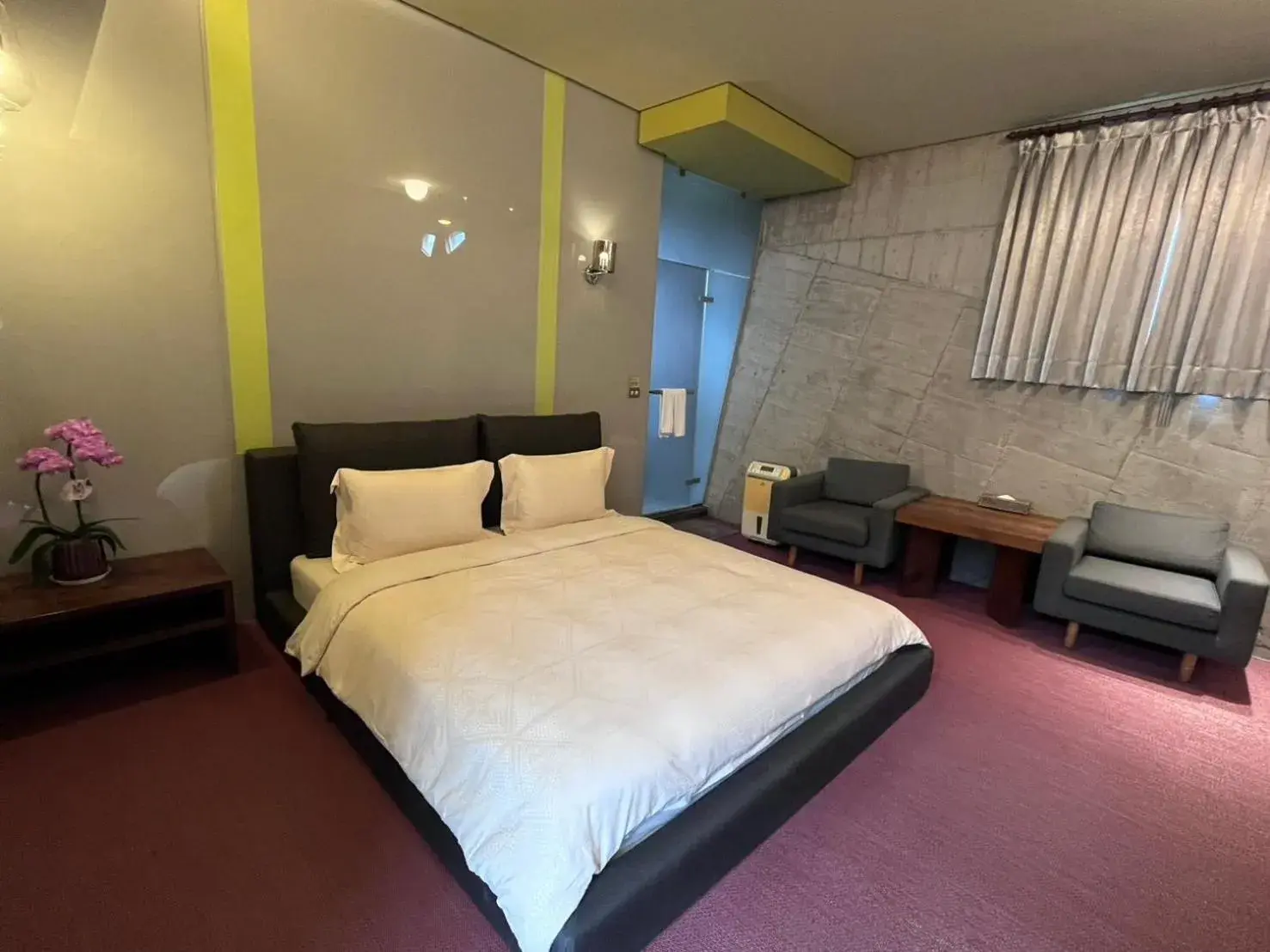 Photo of the whole room, Bed in Smoking Rock Photo of the whole room, Bed in Smoking Rock