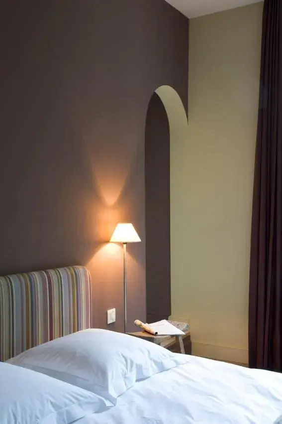 Double Room with Bath in B&B 't Wit Huys Brugge Double Room with Bath in B&B 't Wit Huys Brugge