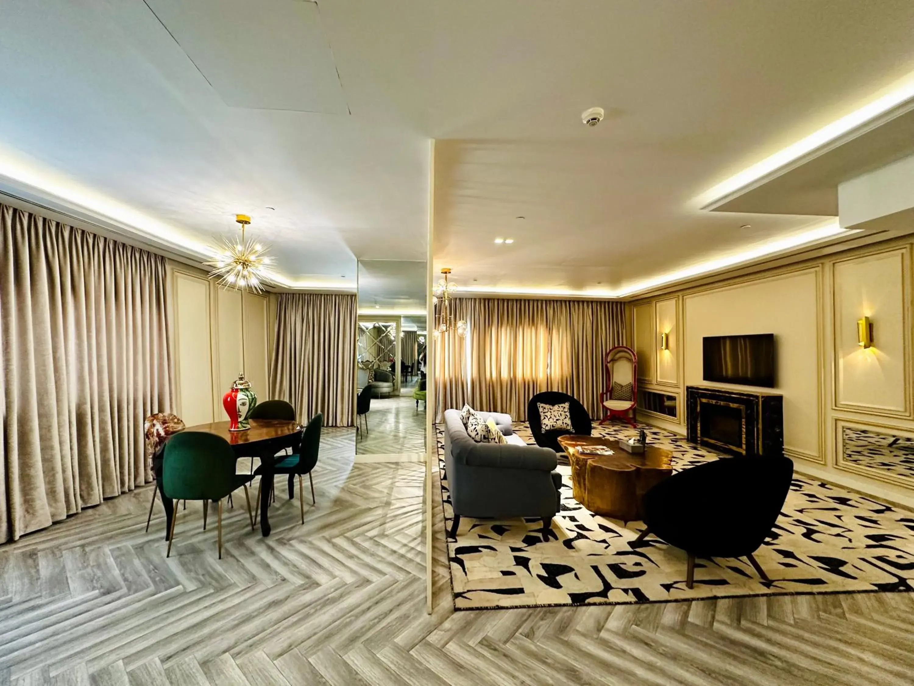 Living room in The Nishat Hotel Johar Town Living room in The Nishat Hotel Johar Town