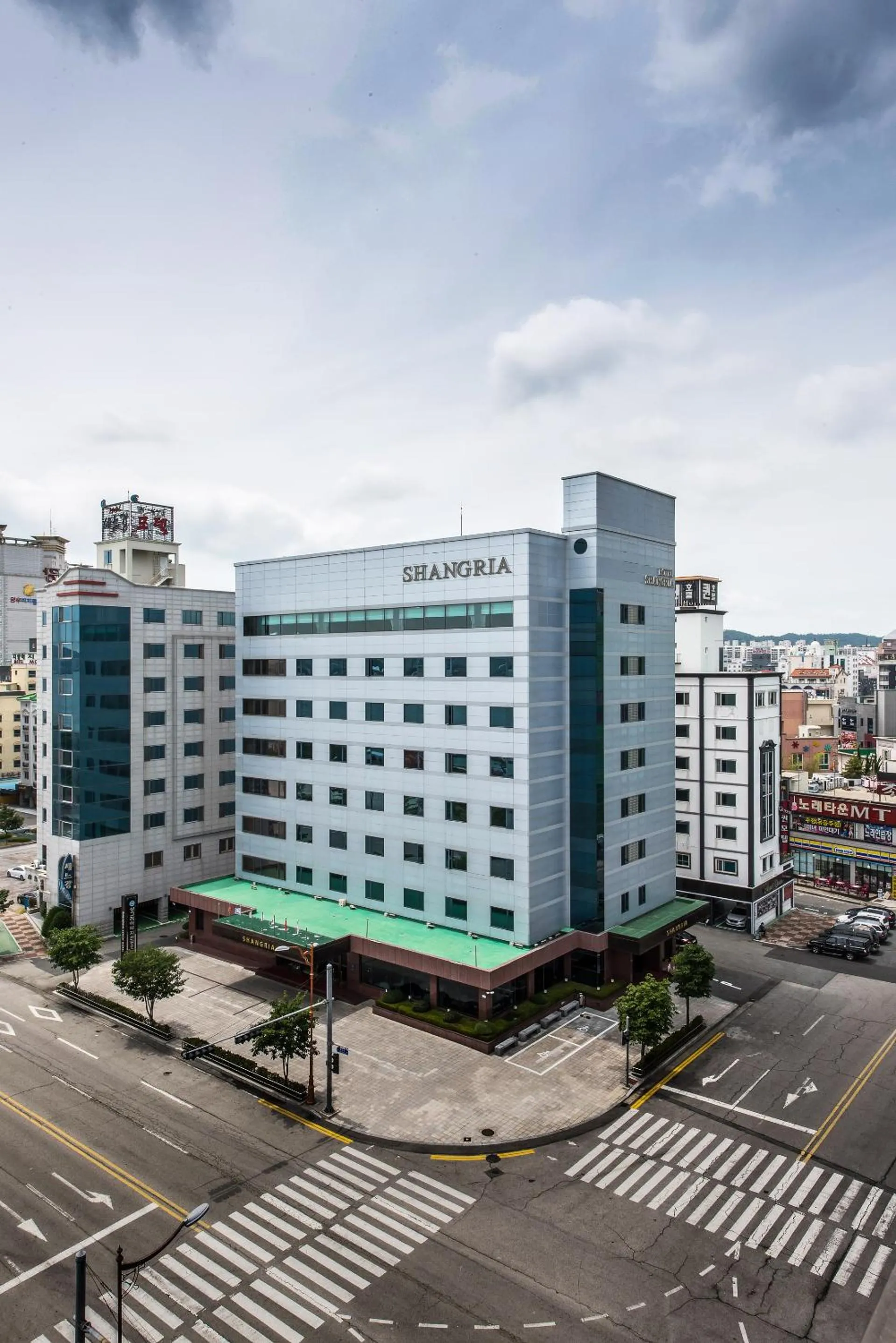 Shangria Beach Tourist Hotel