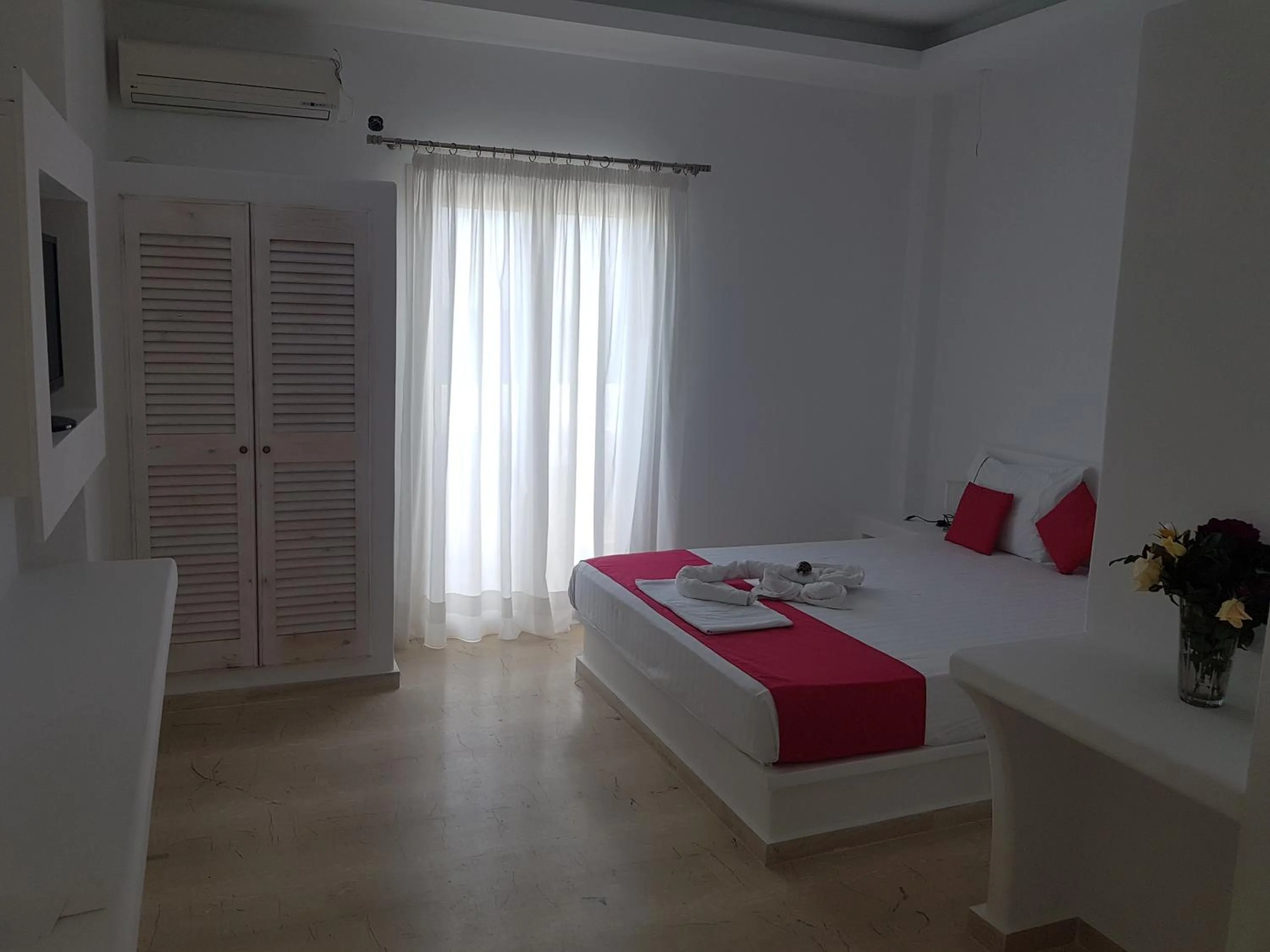 Photo of the whole room in Casa Bella