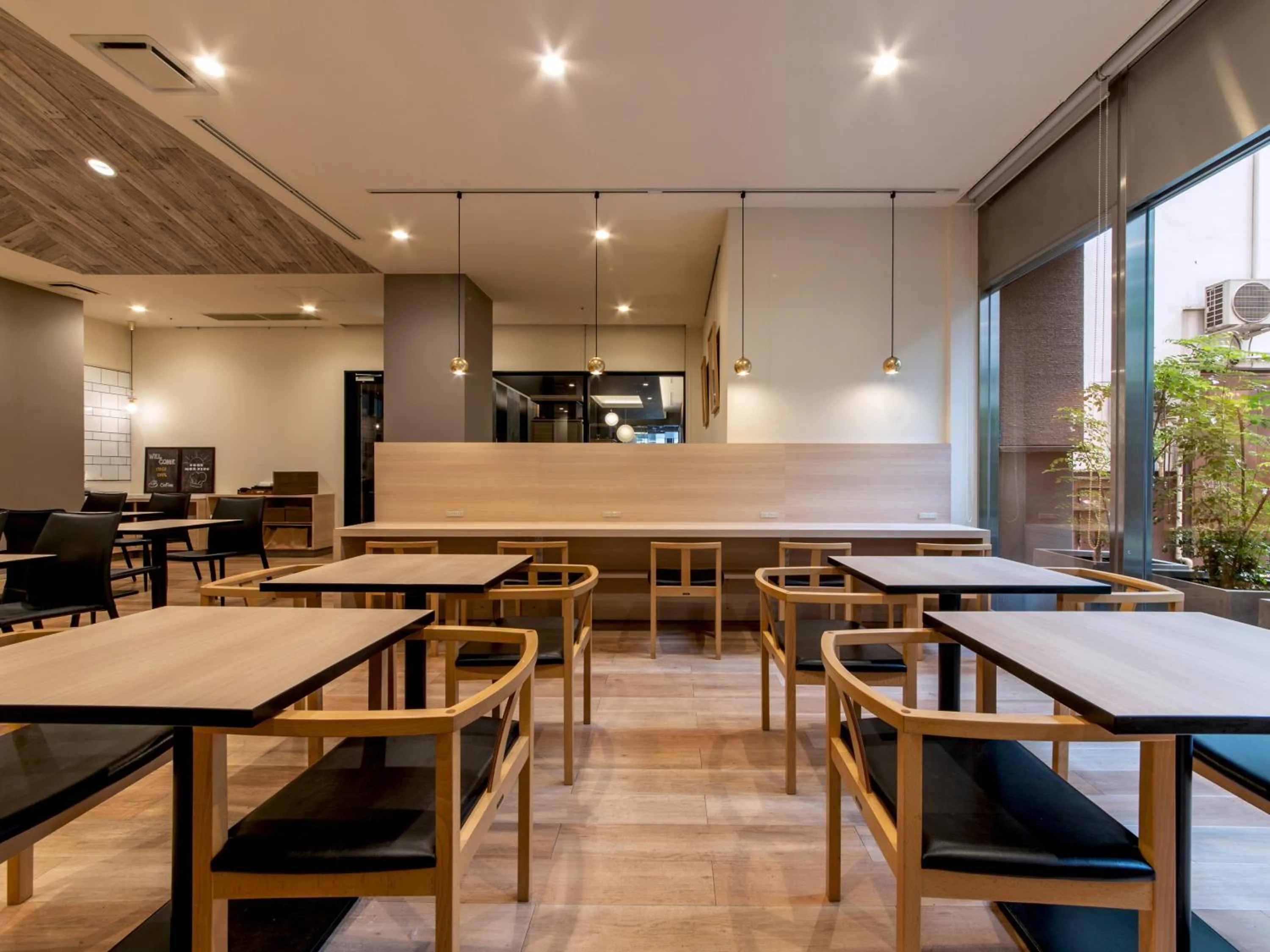 Restaurant/places to eat in Hotel Vista Nagoya Nishiki