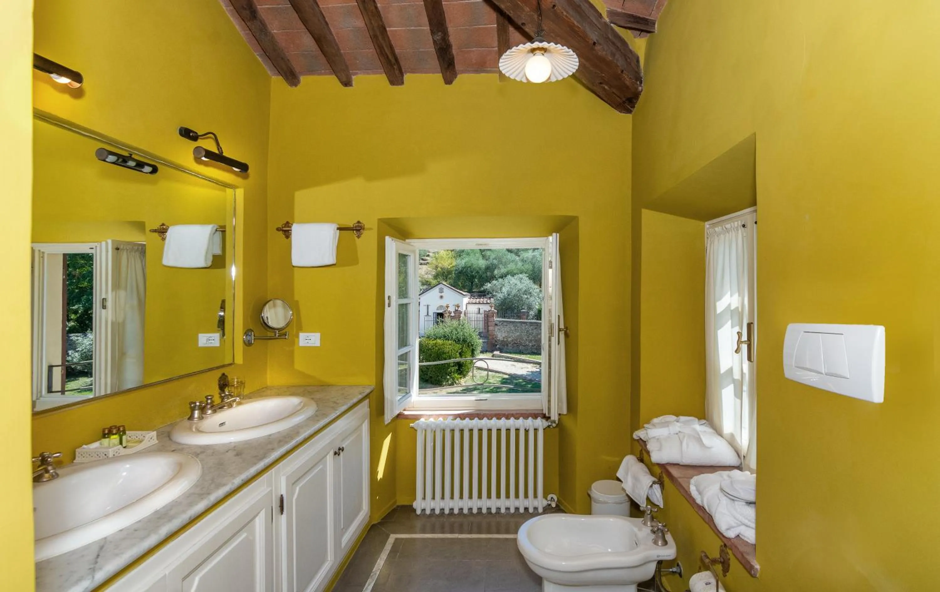 Bathroom in Hotel Albergo Villa Marta