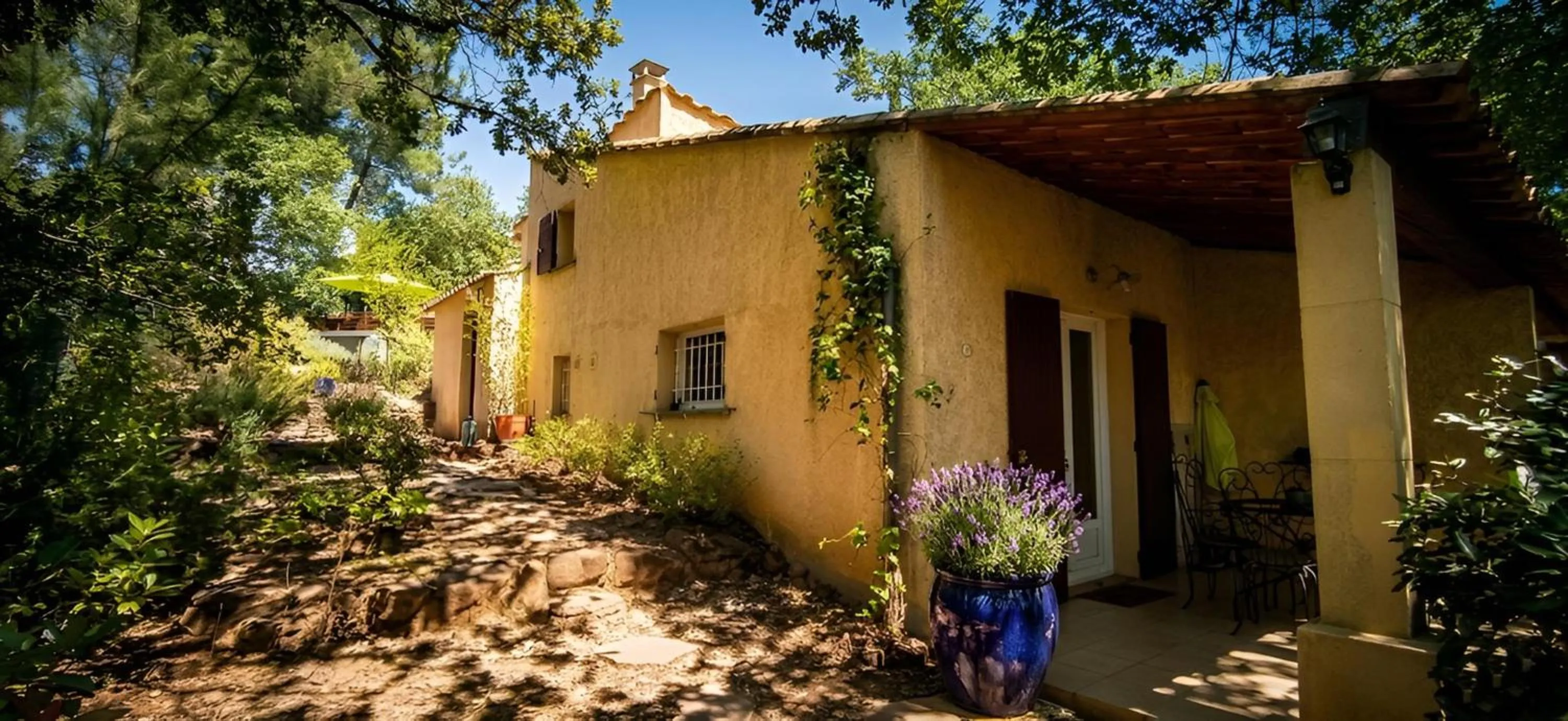 Garden in Clos du Veyrier