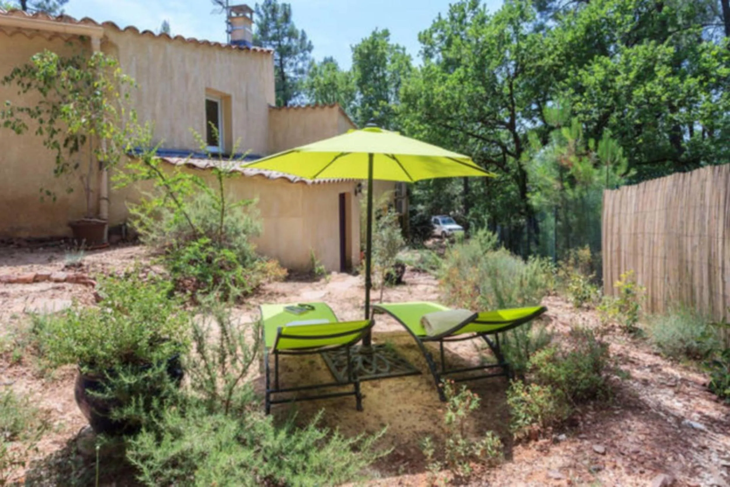 Garden in Clos du Veyrier