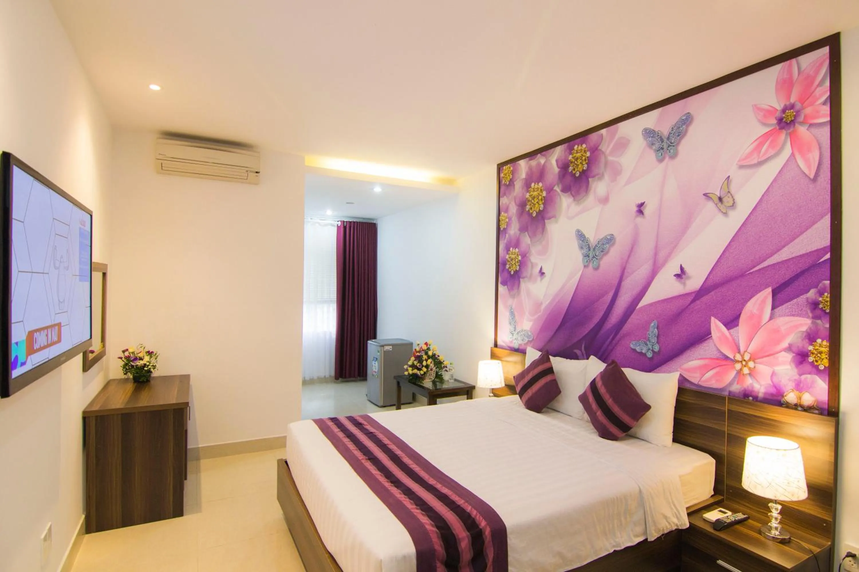Bed in Ngoc Linh Luxury Hotel
