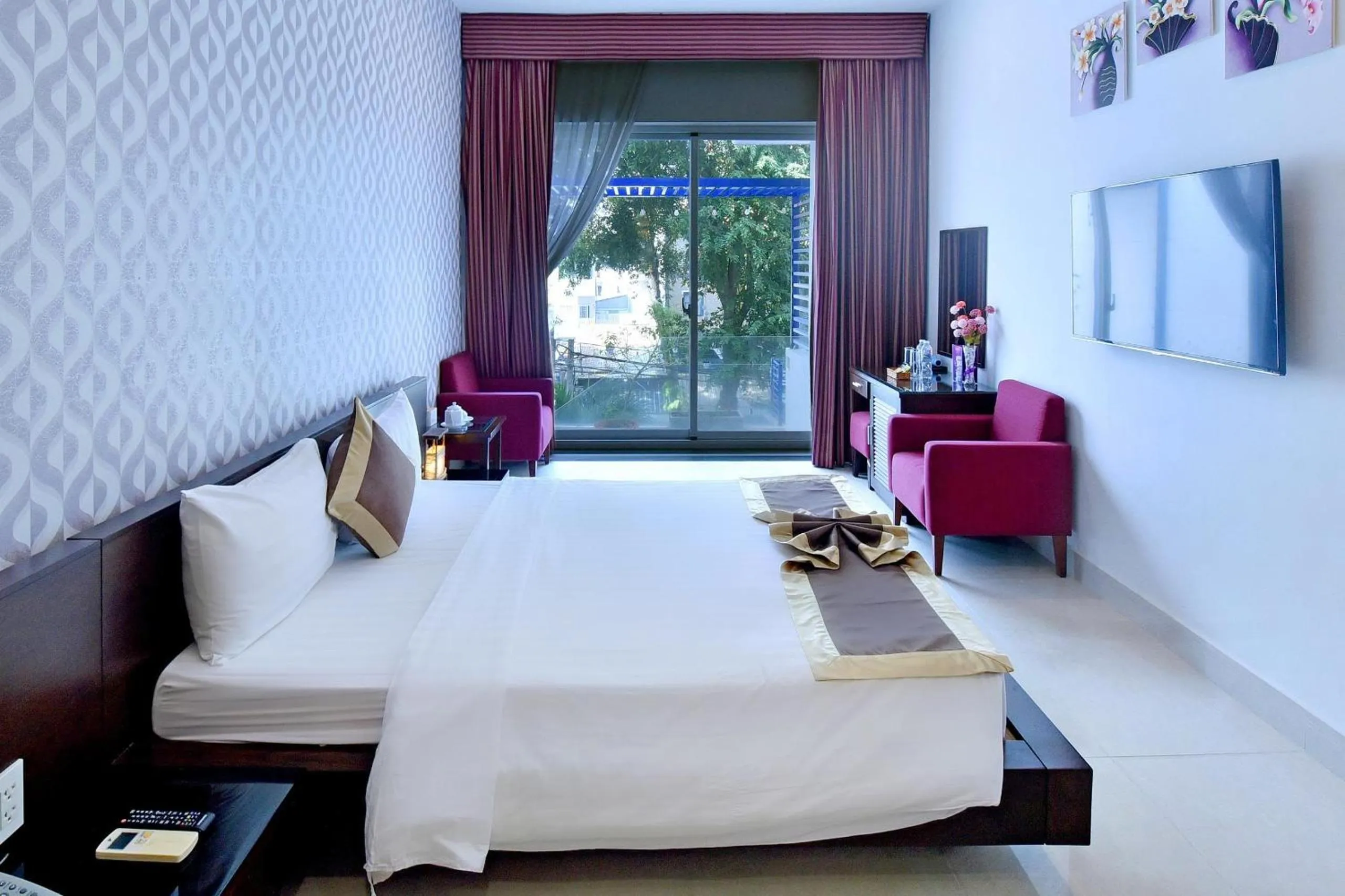 Bedroom, Bed in Ngoc Linh Luxury Hotel