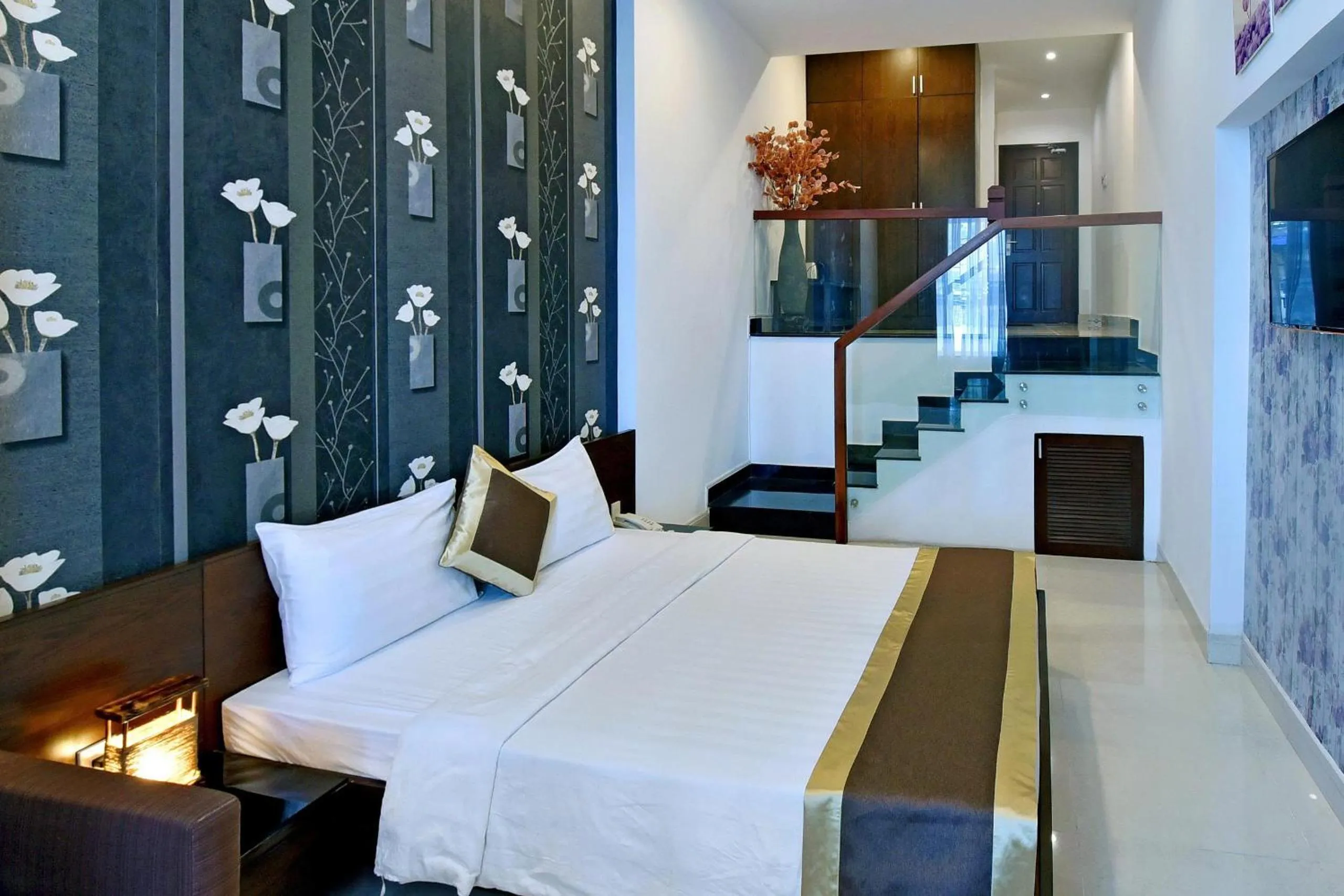 Bedroom in Ngoc Linh Luxury Hotel
