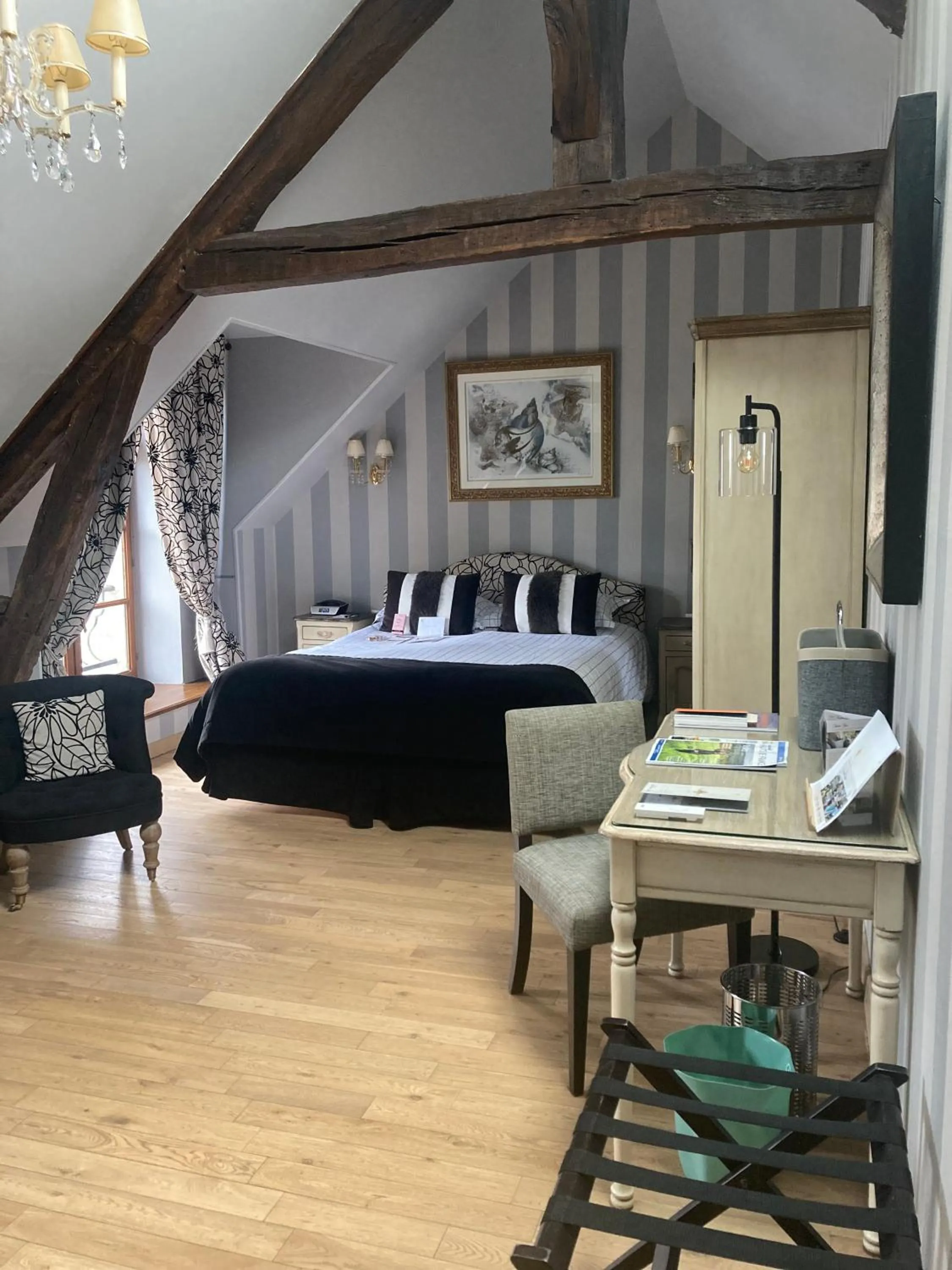 Photo of the whole room, Bed in Domaine De Barive