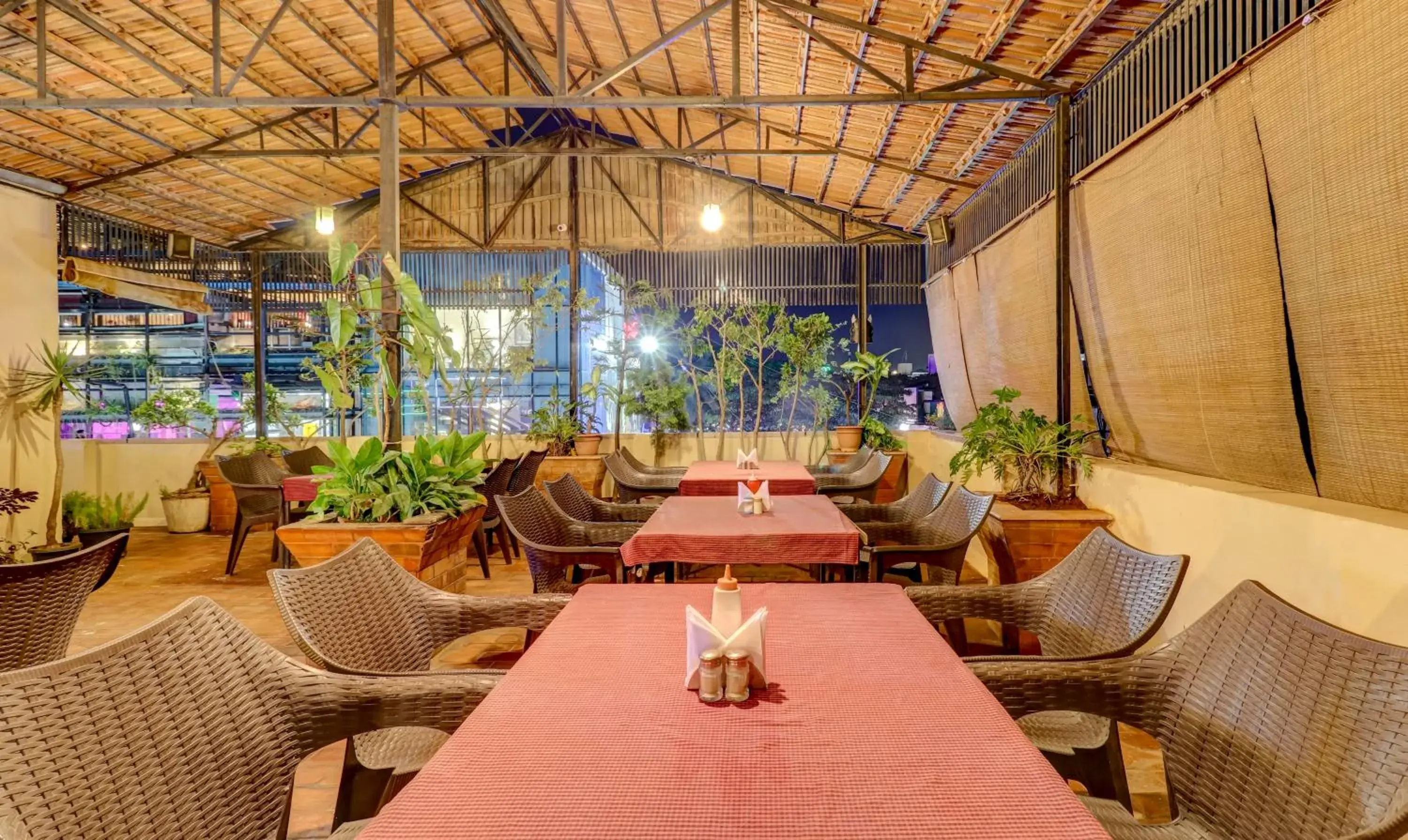 Restaurant/places to eat in Treebo Terminus, Koramangala 5th Block Restaurant/places to eat in Treebo Terminus, Koramangala 5th Block