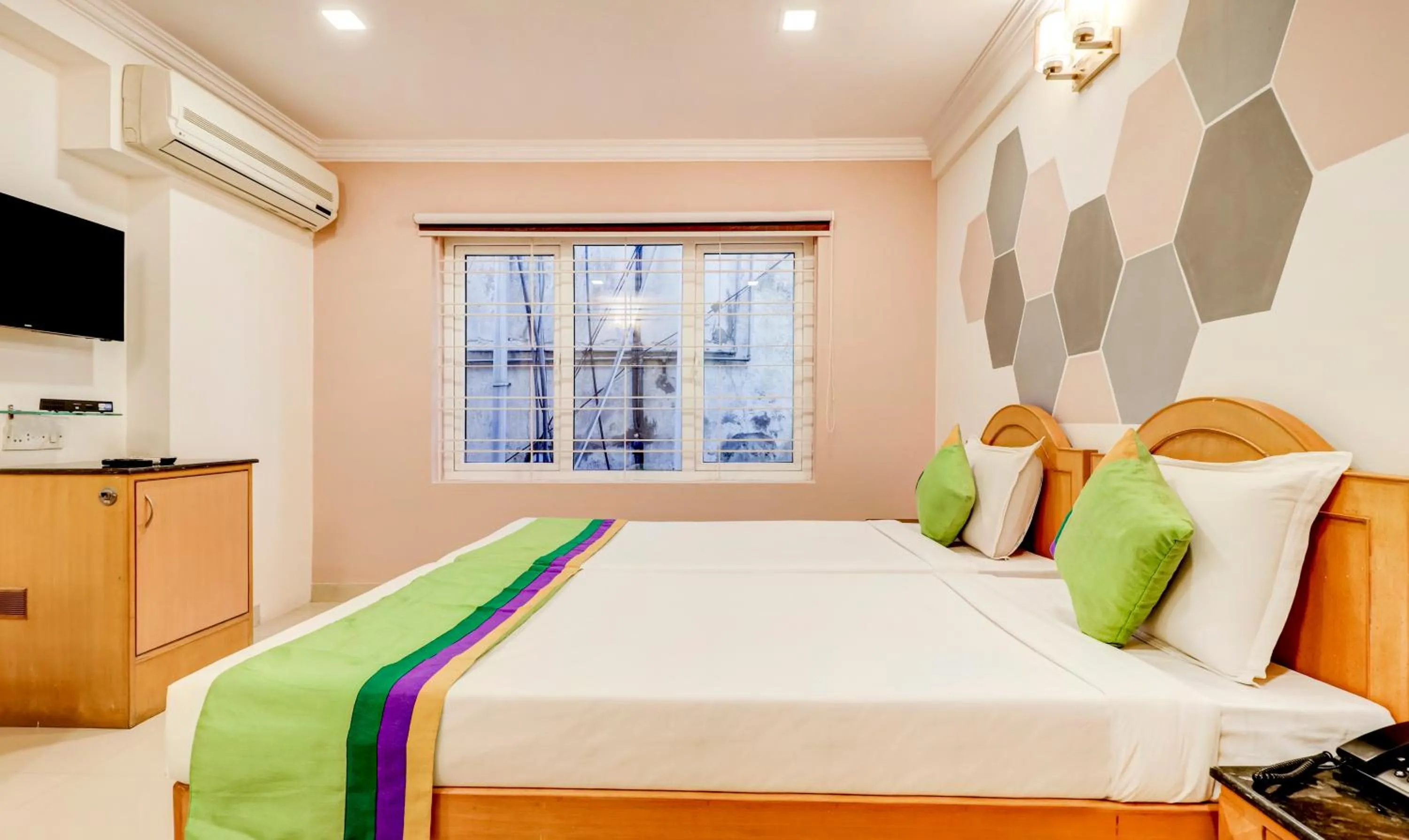 Bed in Treebo Terminus, Koramangala 5th Block