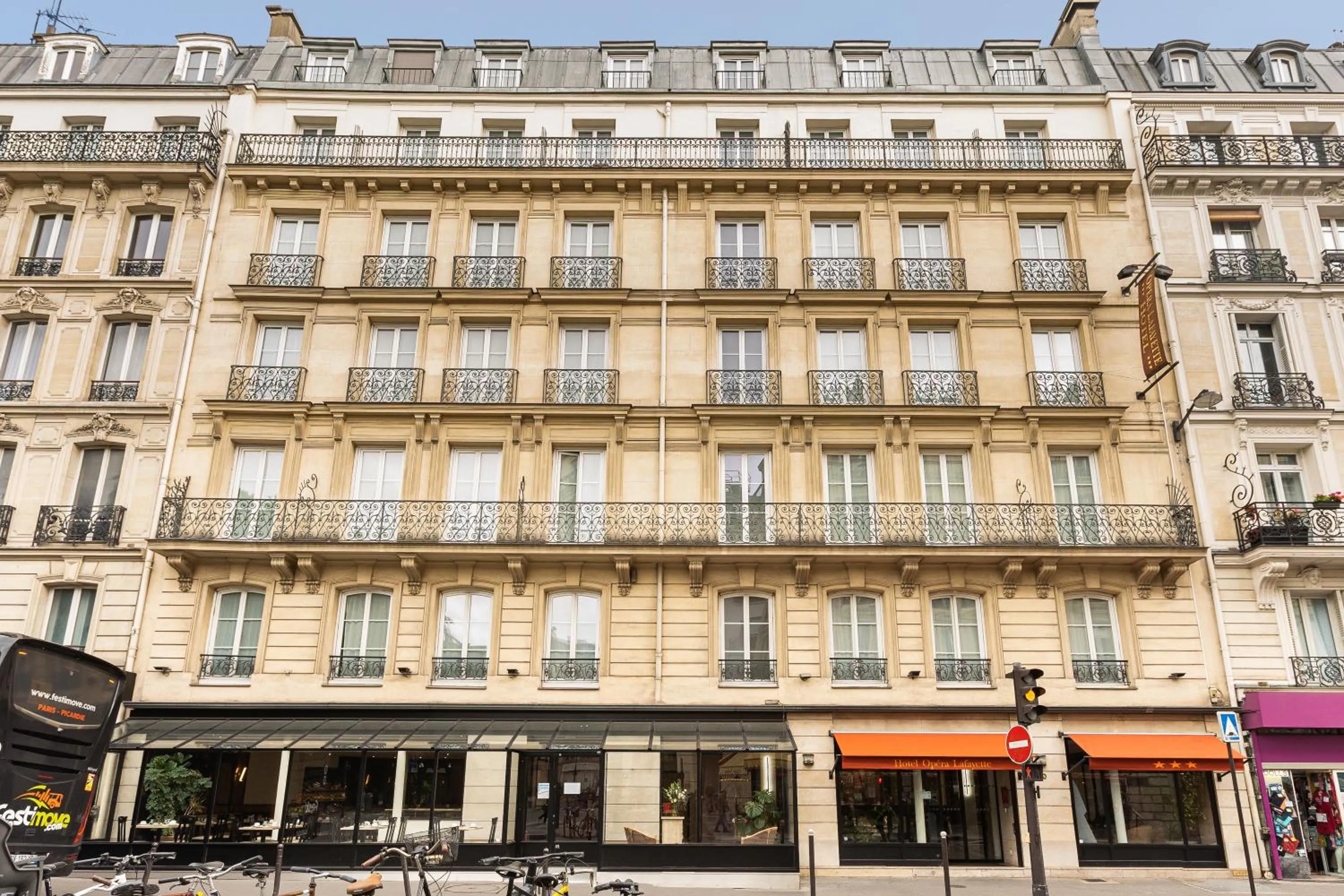 Property building in Hôtel Opera Lafayette