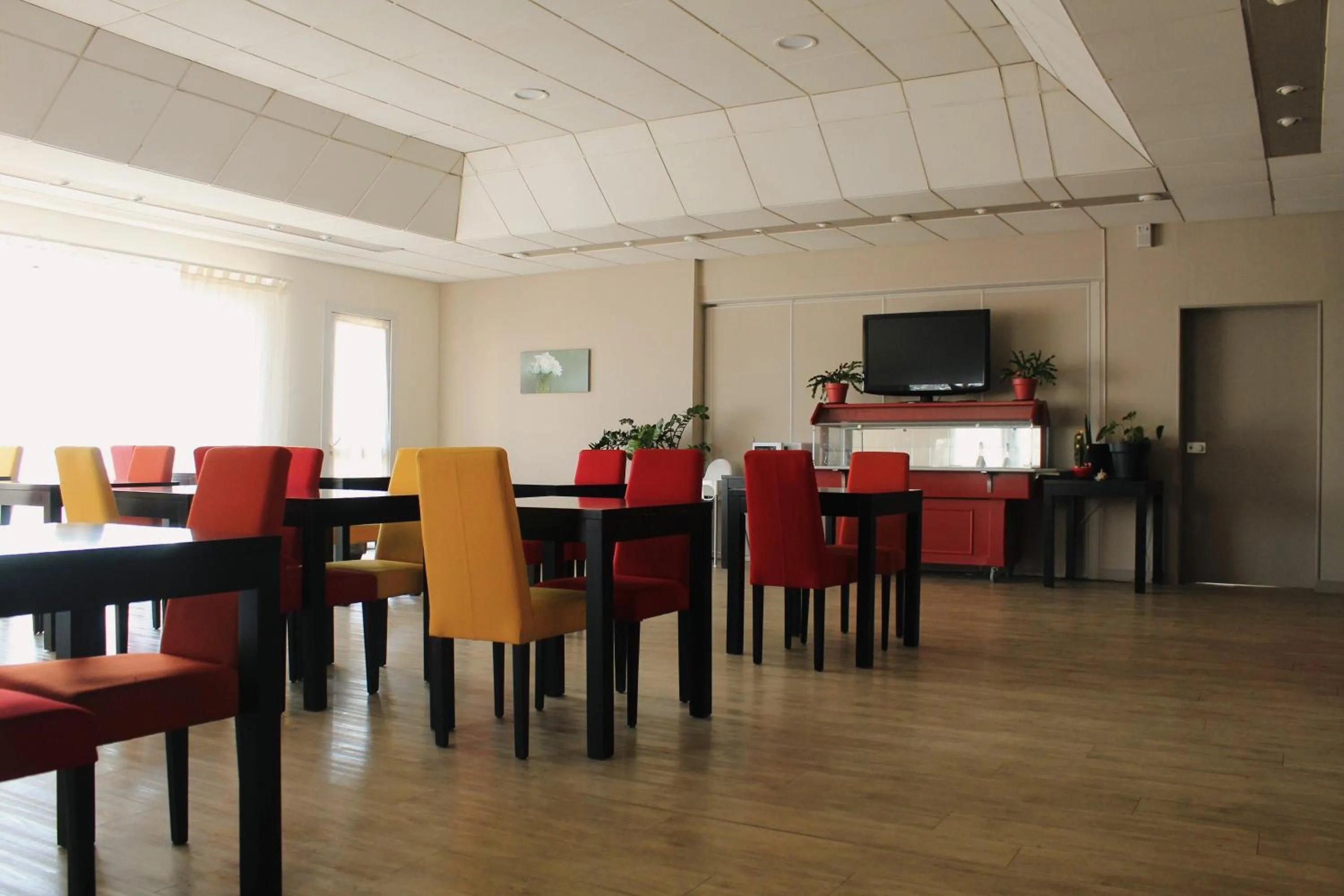 Breakfast in Fasthotel Vendome